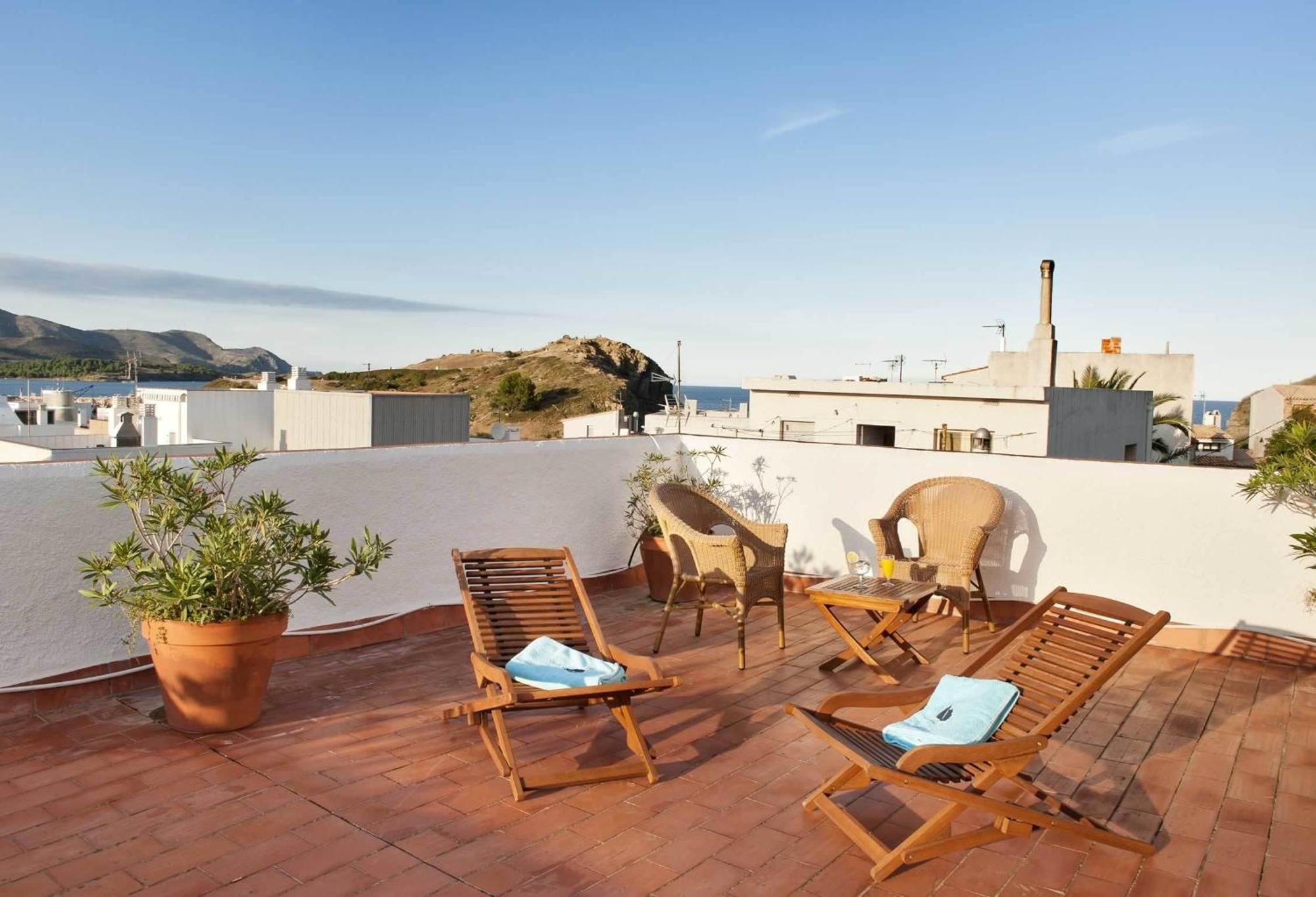 Habitación Doble Superior con terraza y vistas al mar
