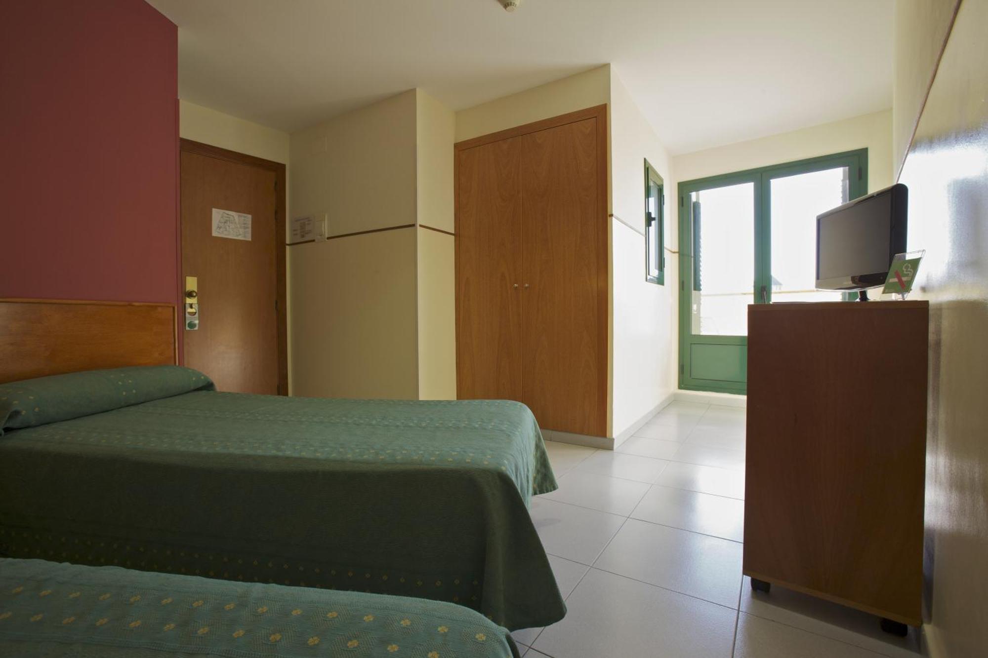 Twin Room Terrace