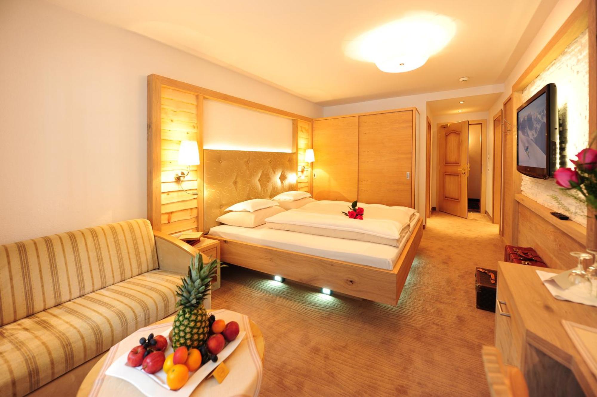 Double Room A modern