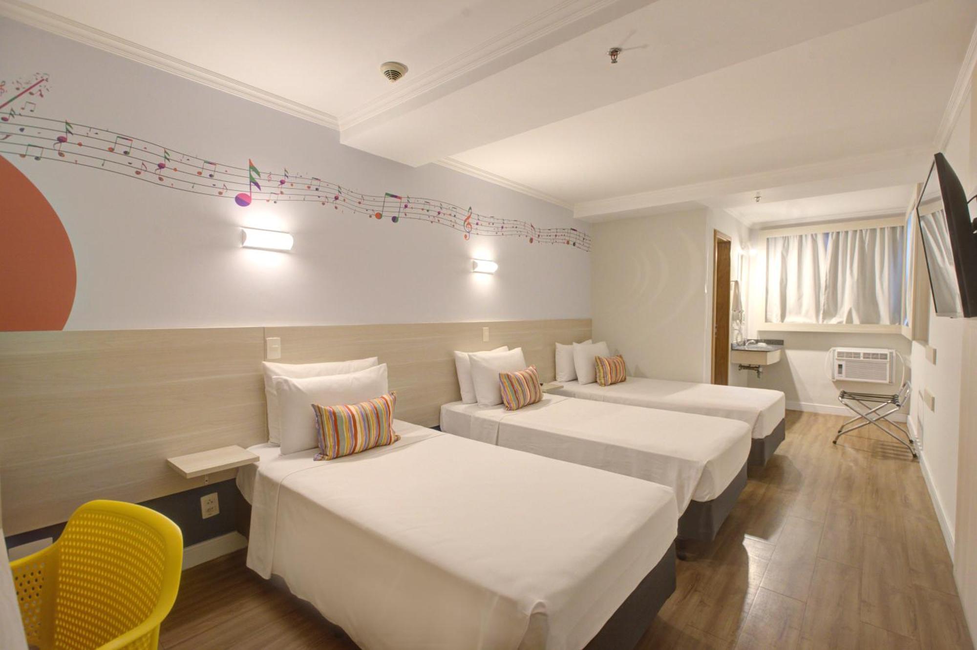 Triple Room