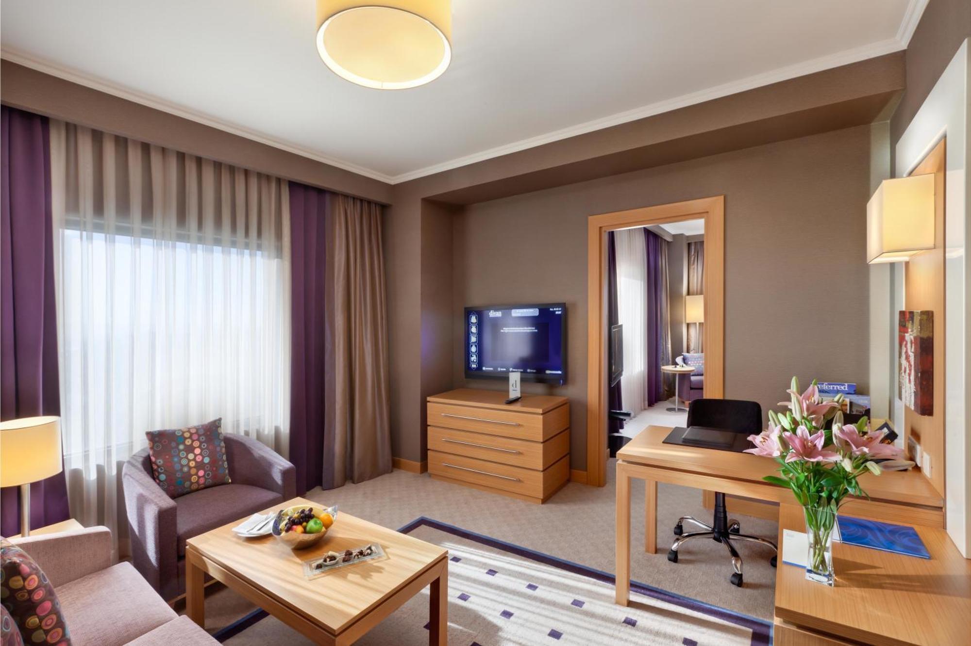 One-Bedroom Suite