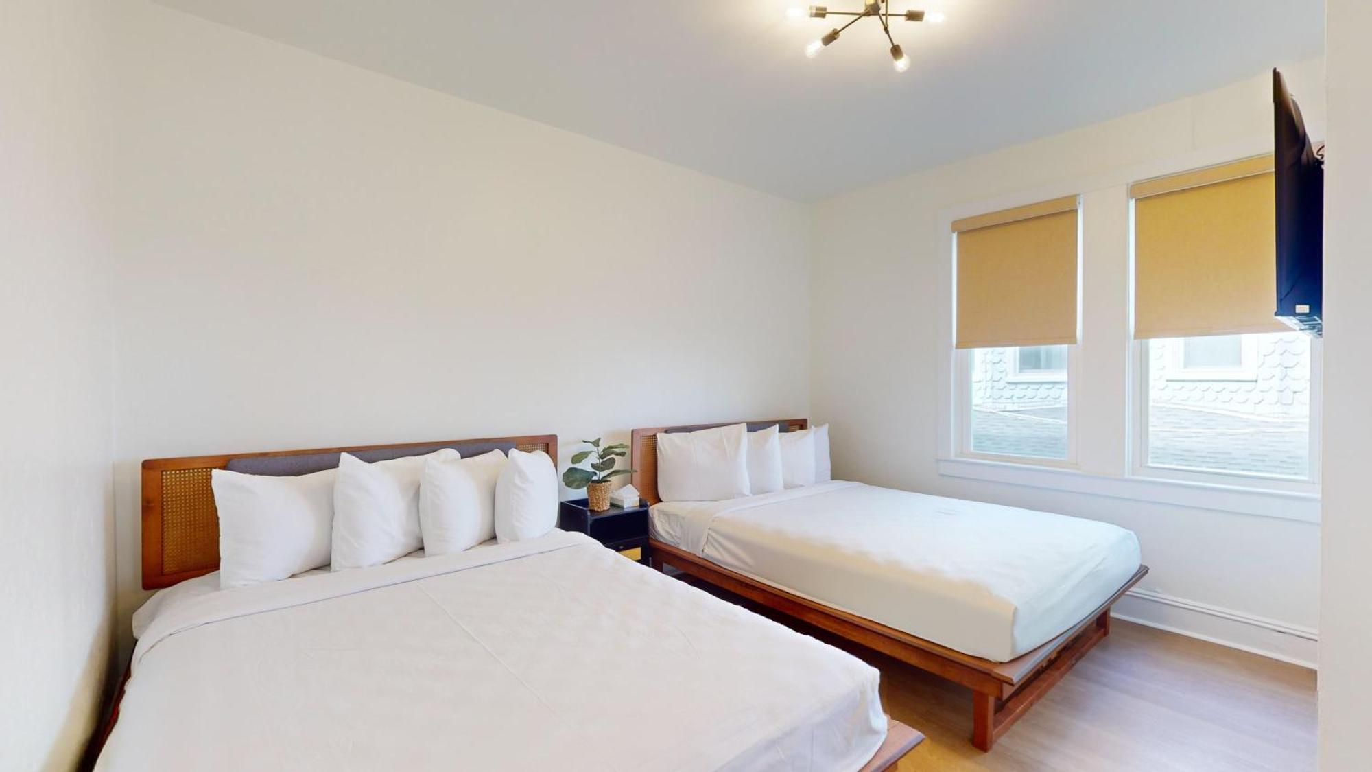 Queen Suite