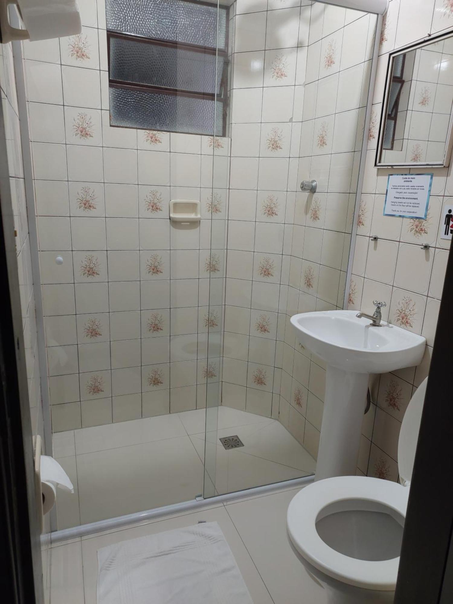 Basic Triple Room Fan