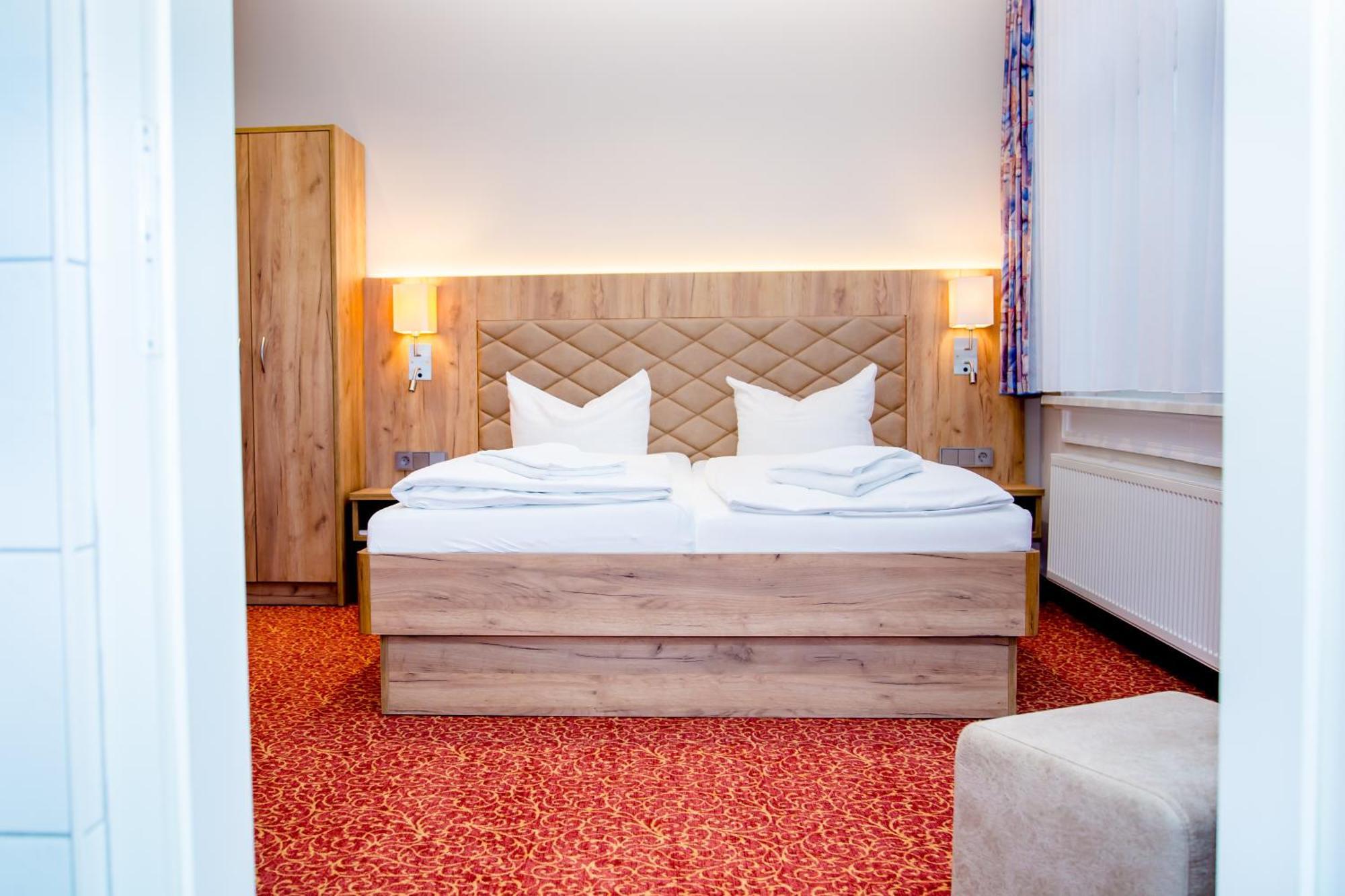 Large Double Room