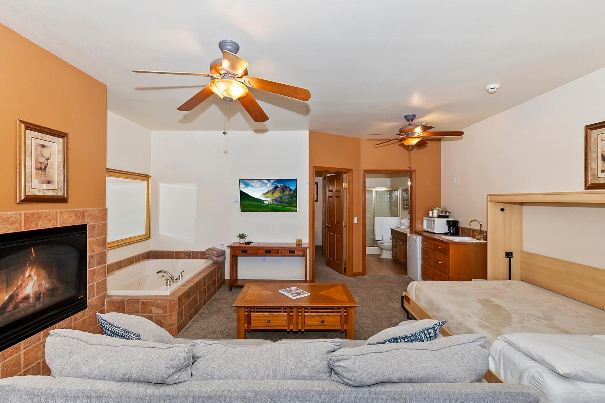 One-Bedroom Suite