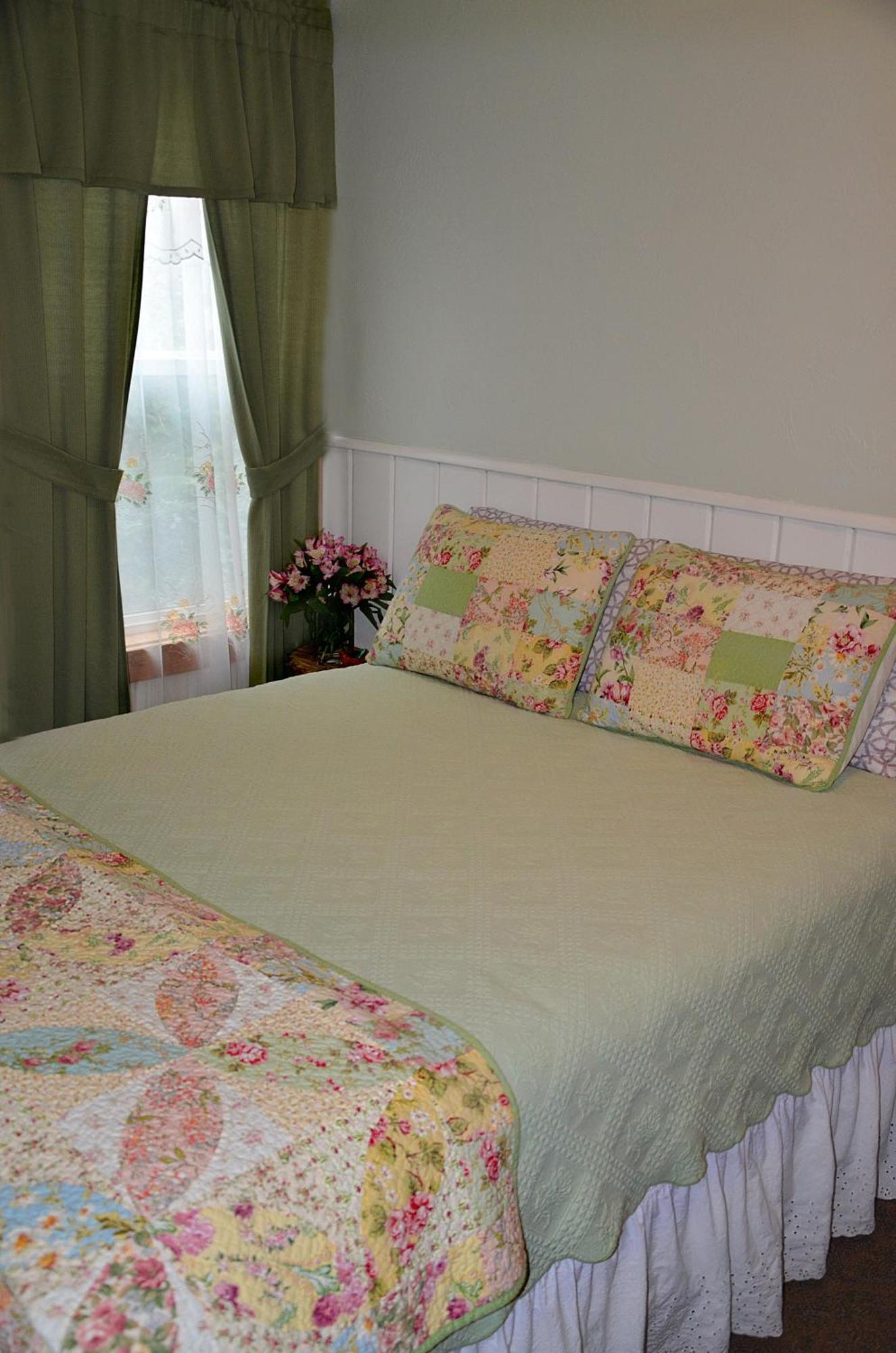 Premier Queen Suite