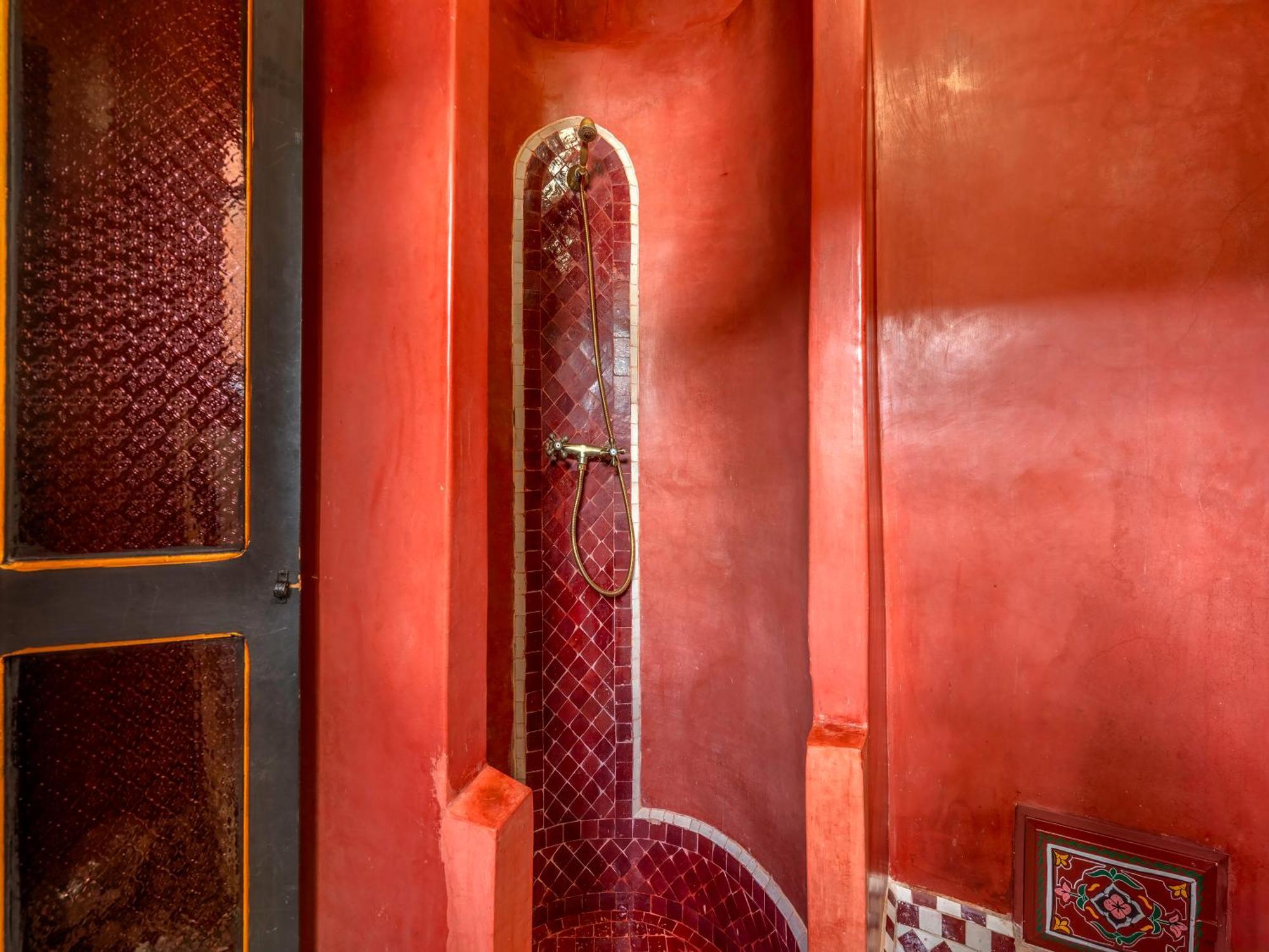 Chypre Rouge Suite