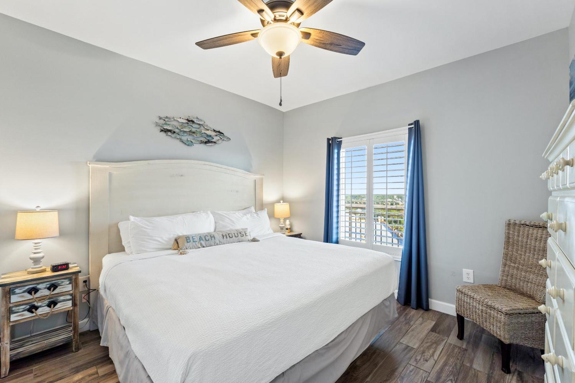 One-Bedroom Apartment 1004E