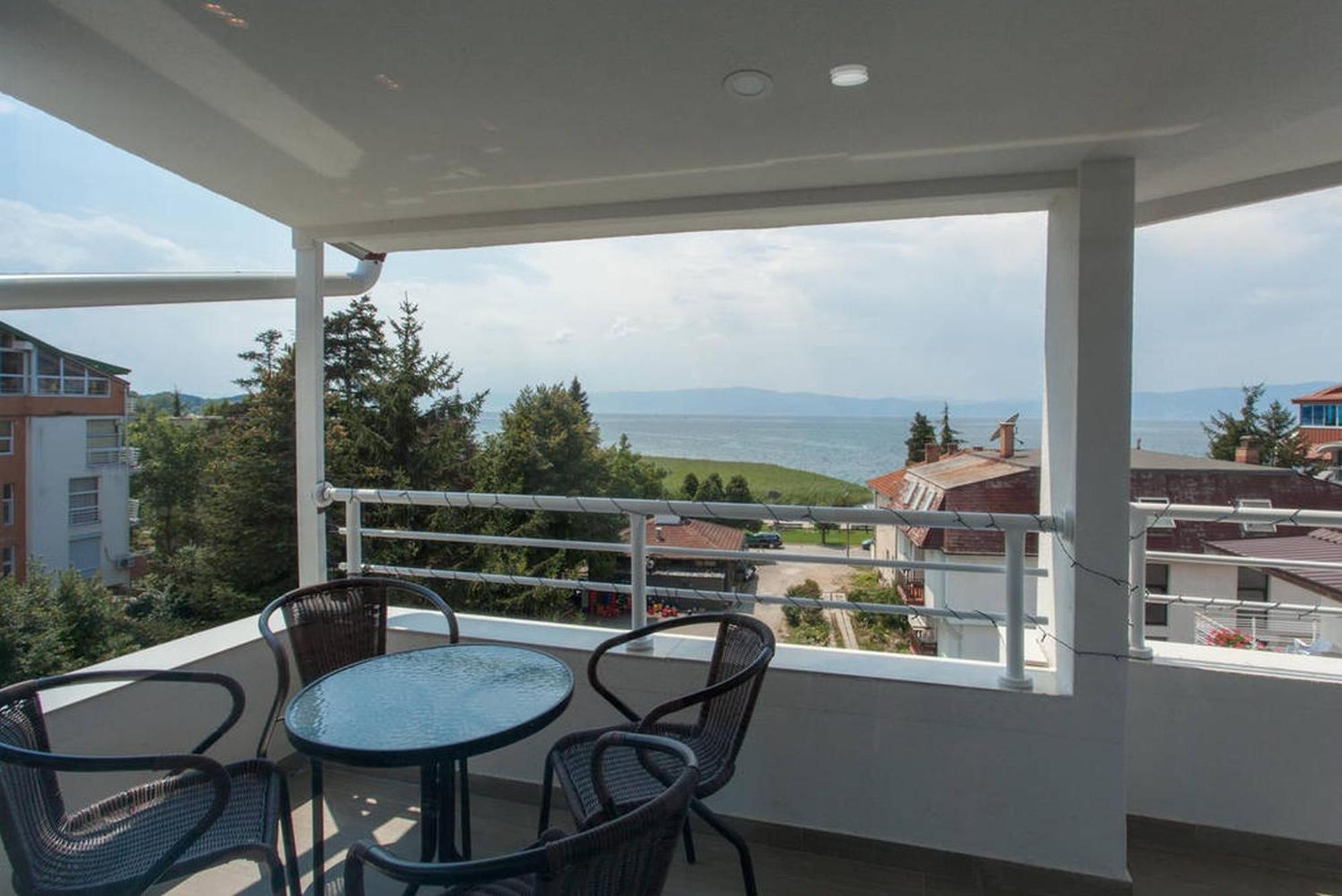Apartment Lake View Top Floor