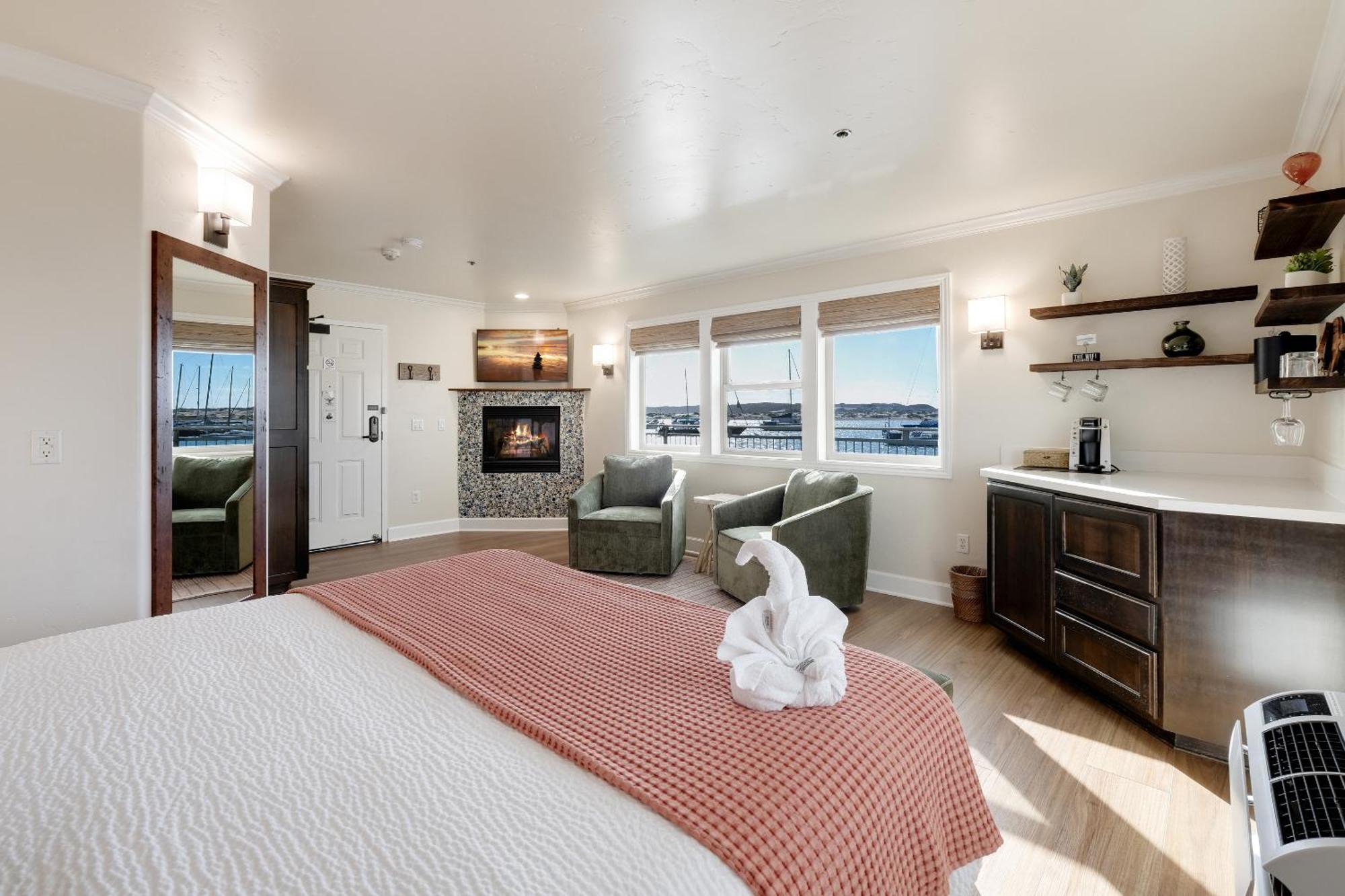 Deluxe Junior Suite