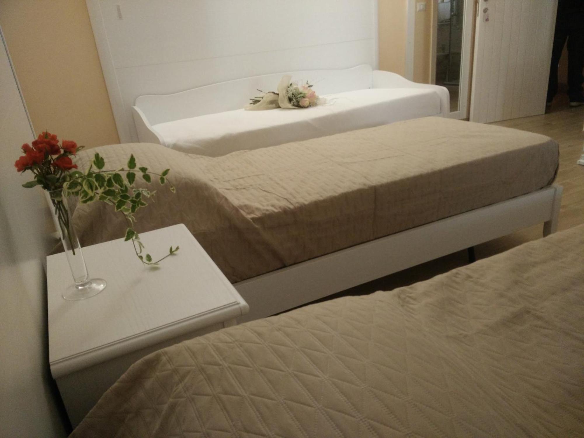Large Double Room
