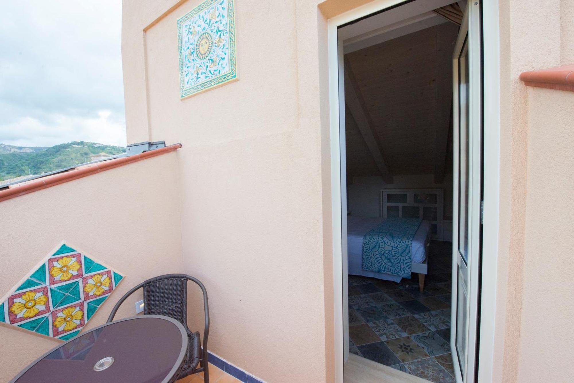 Executive Suite Sea View