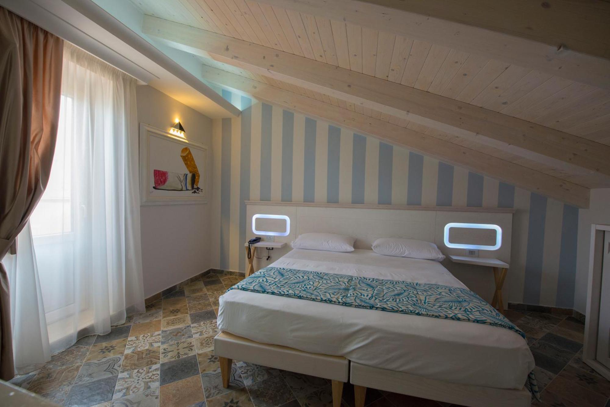 Executive Suite Sea View