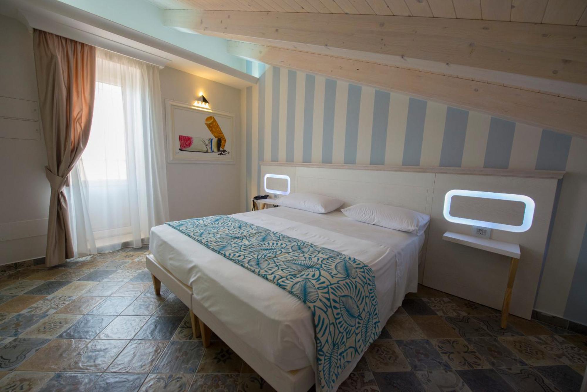 Executive Suite Sea View