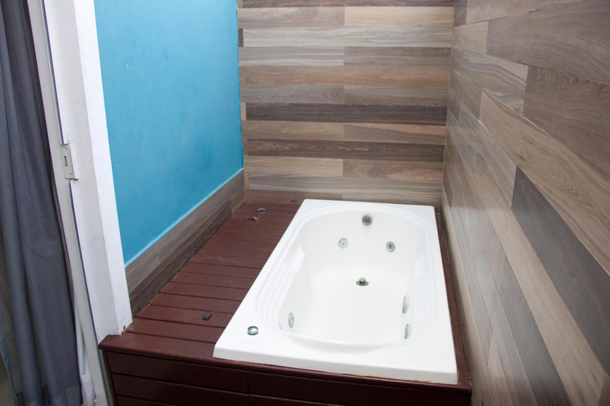 Double Room Spa Bath