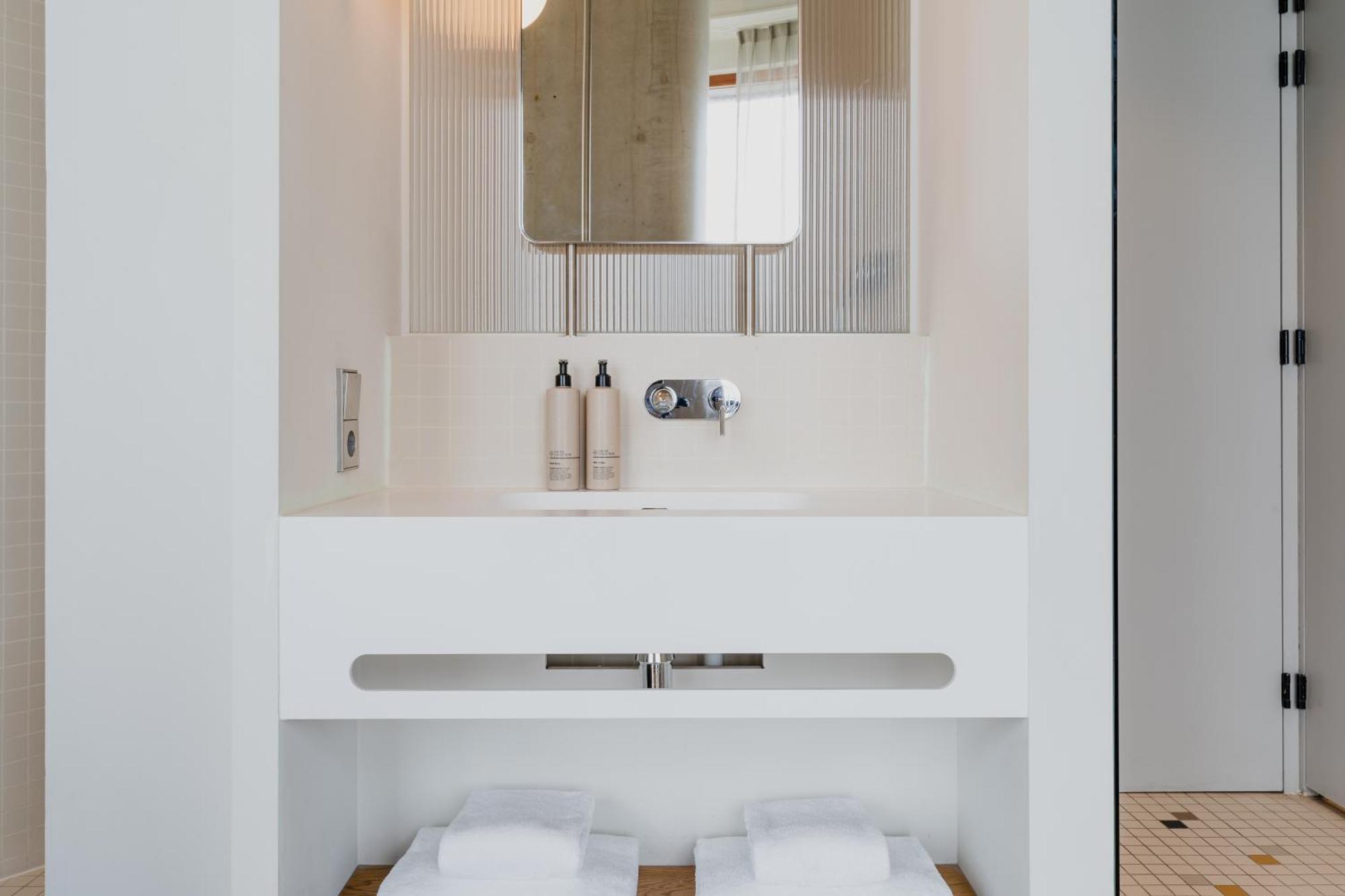 Junior Suite Double or Twin – Riverfront View
