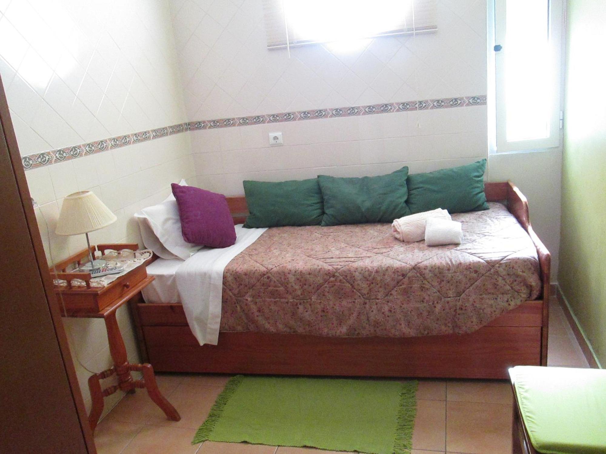 Budget Single Room