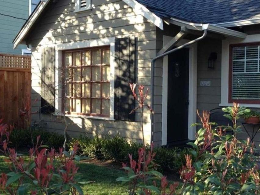 One-Bedroom Cottage
