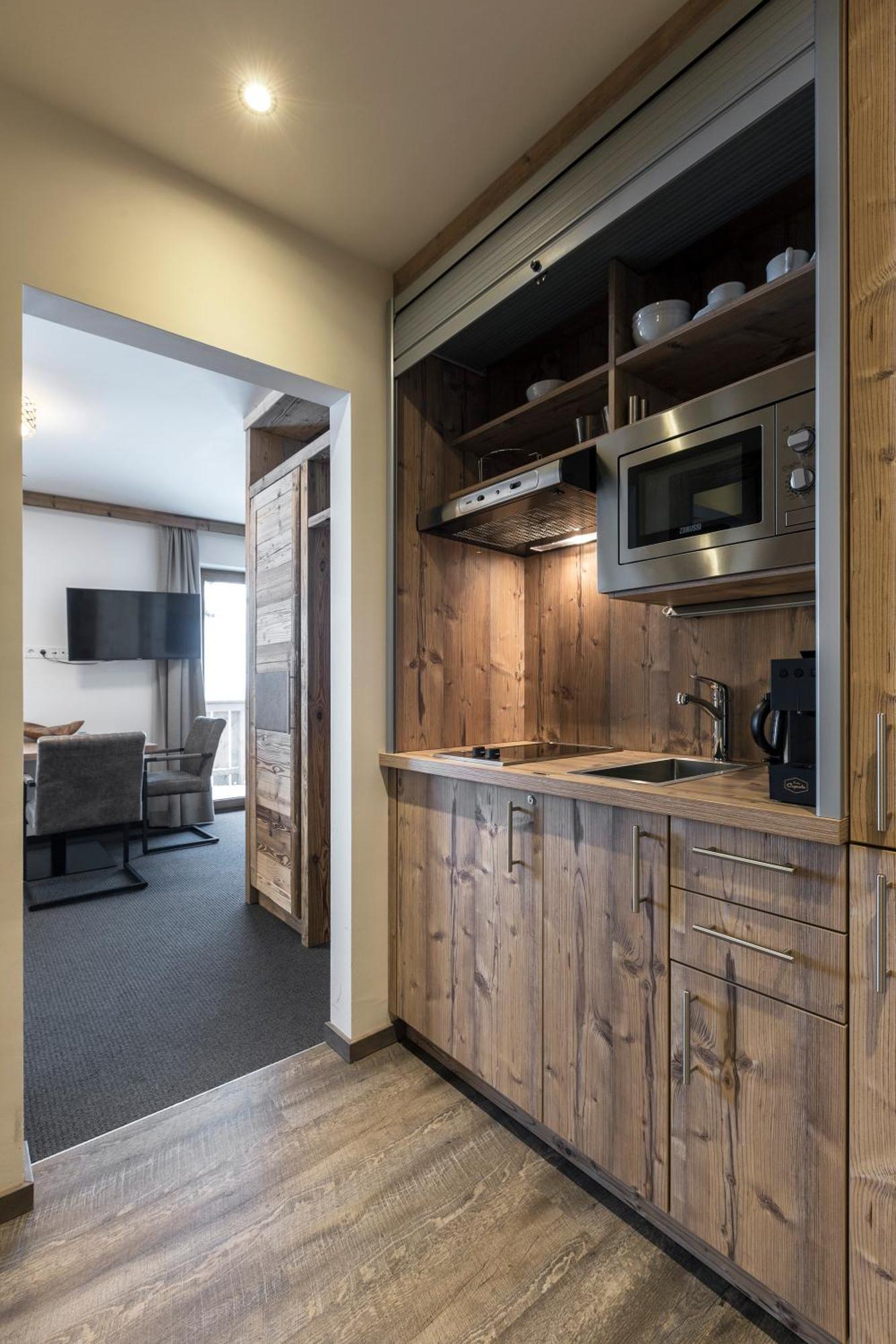 Junior Suite Kitchenette