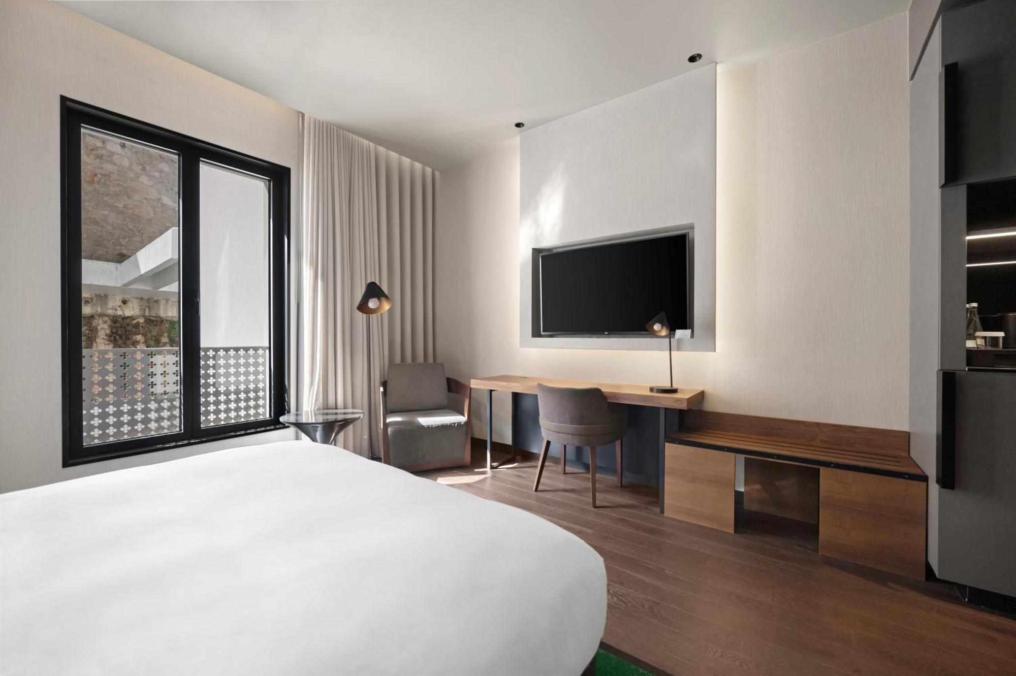 King Guest Room