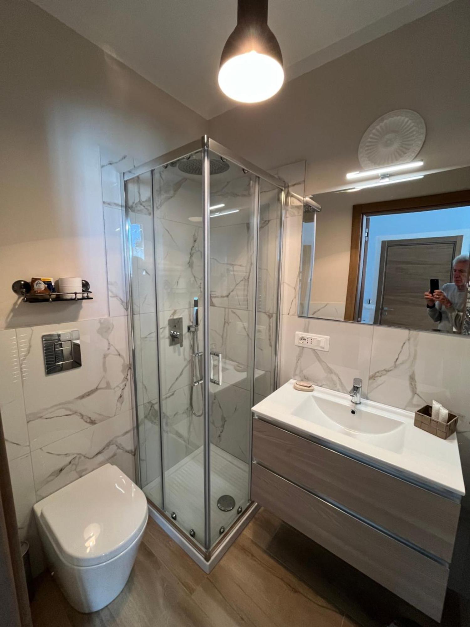 Double Room Private External Bathroom