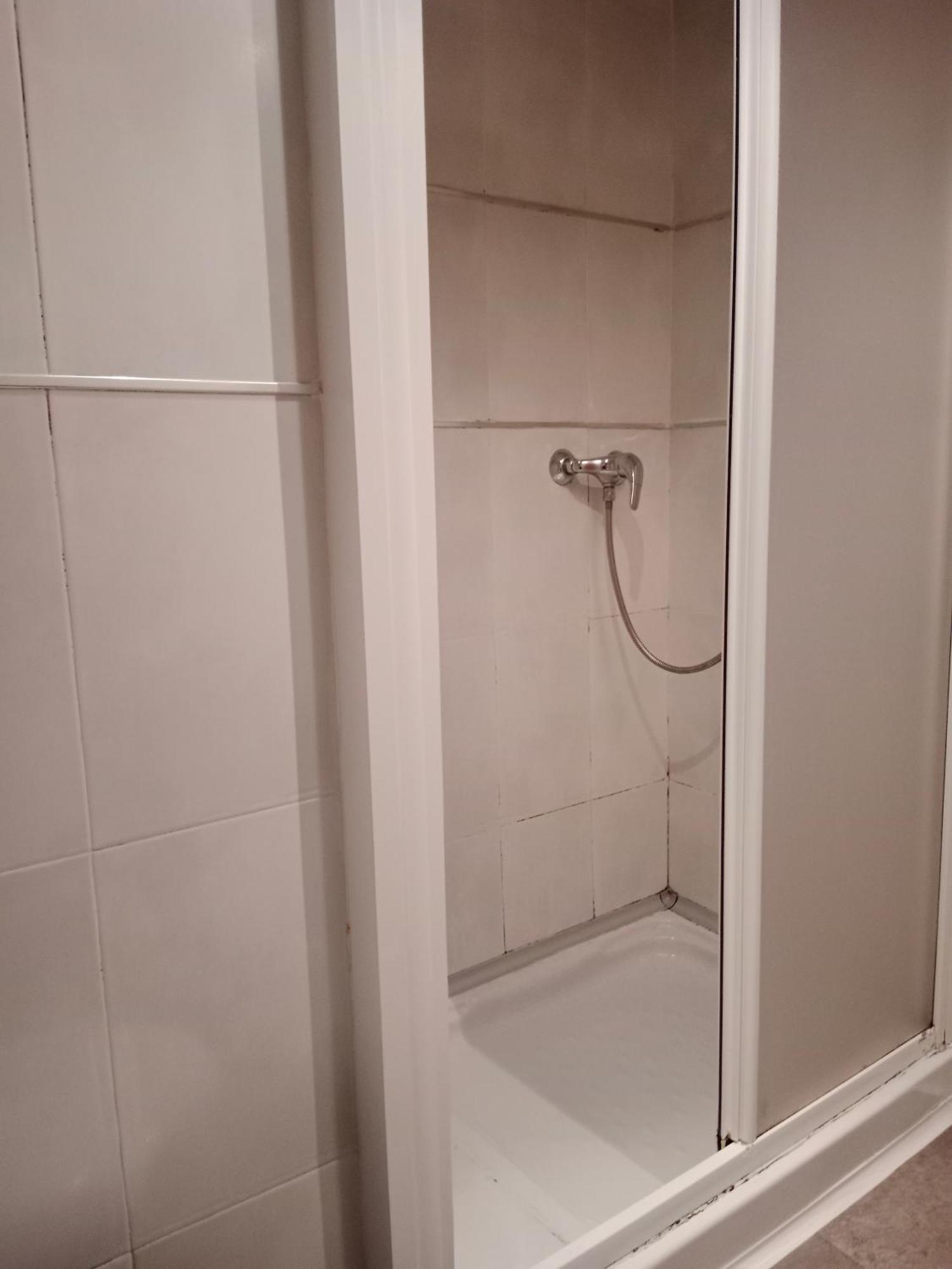 Triple Room Private Bathroom