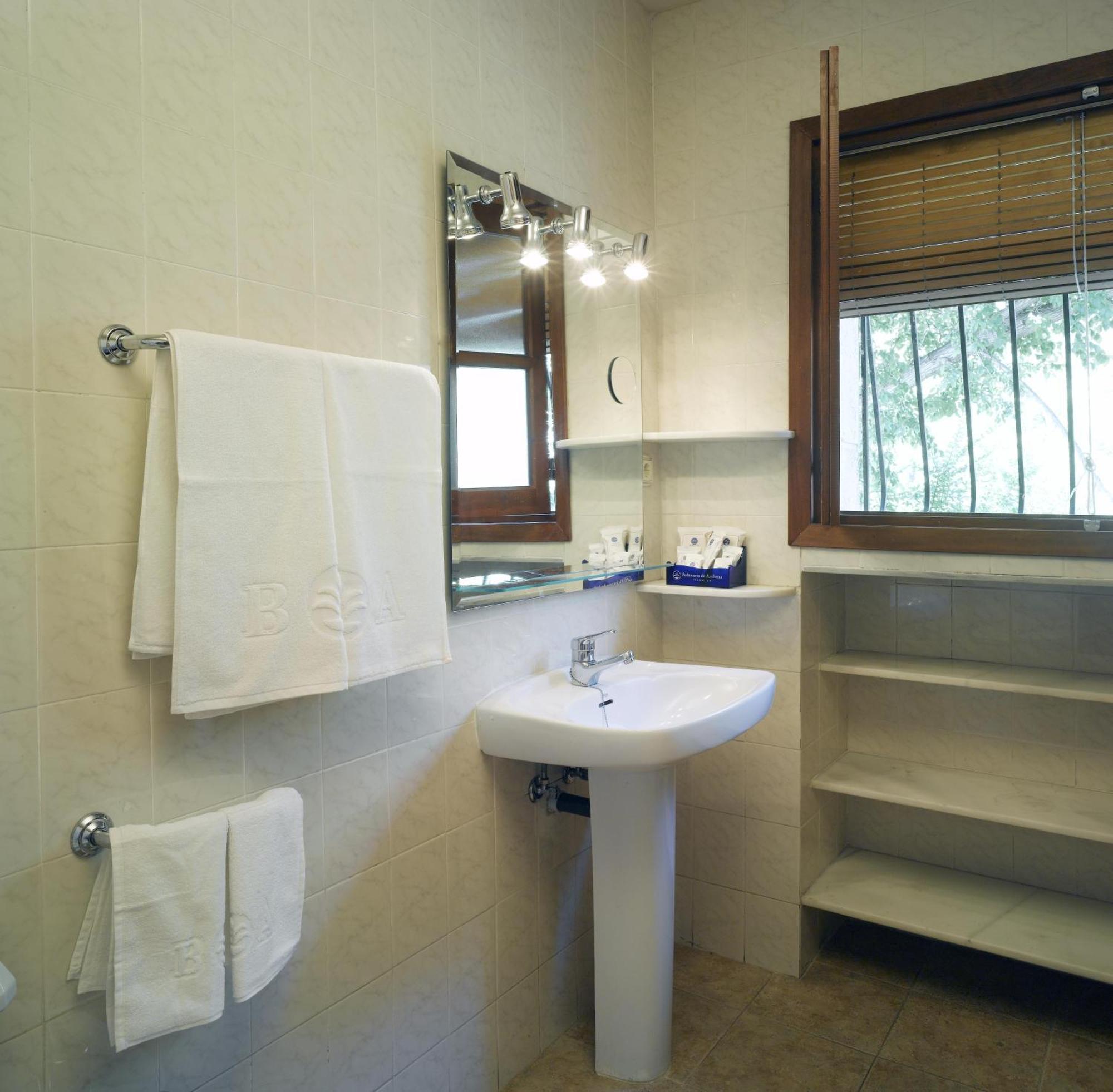 Family Room Spa access