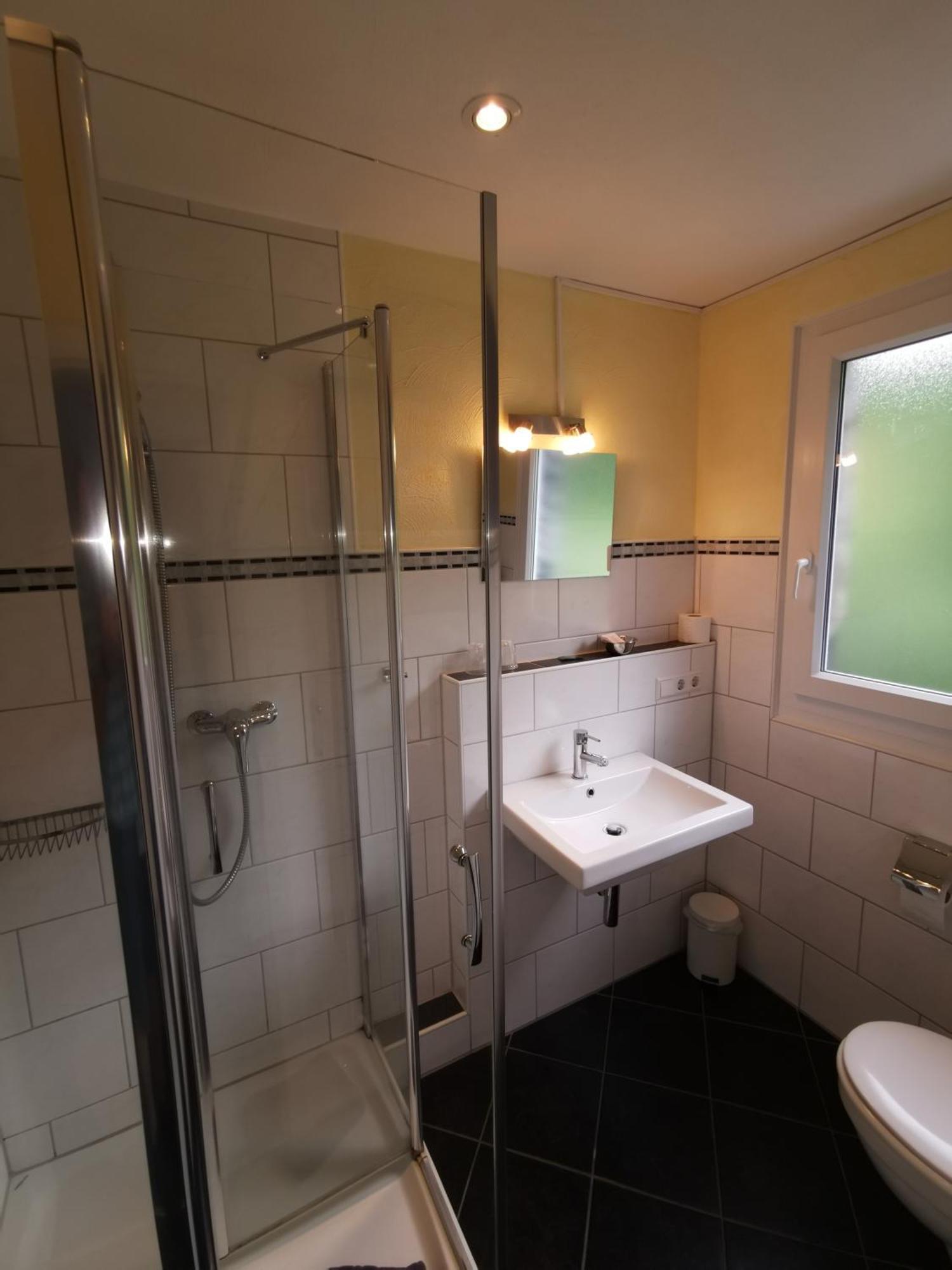 Double Room Private Bathroom