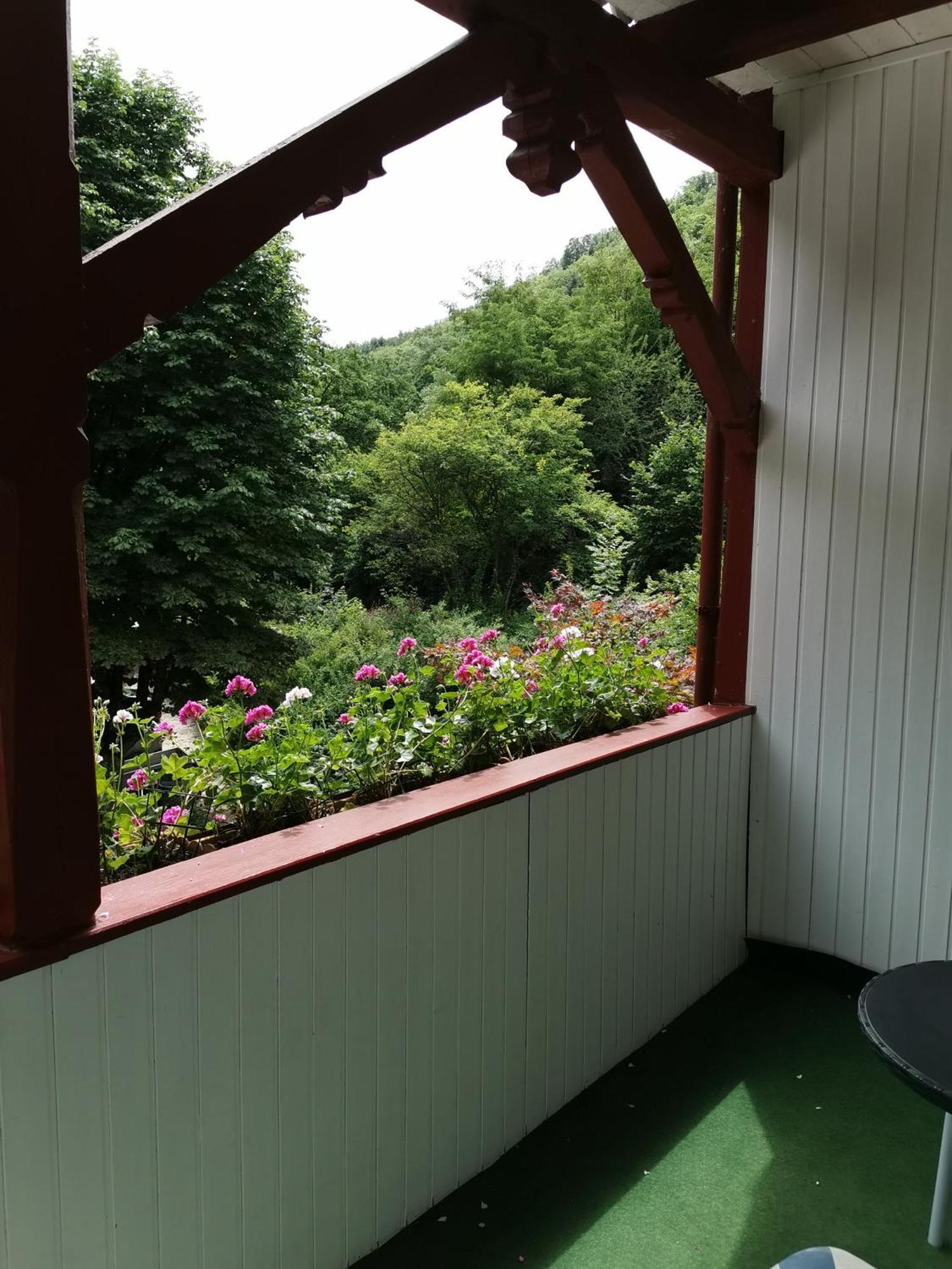 Double Room Private Bathroom