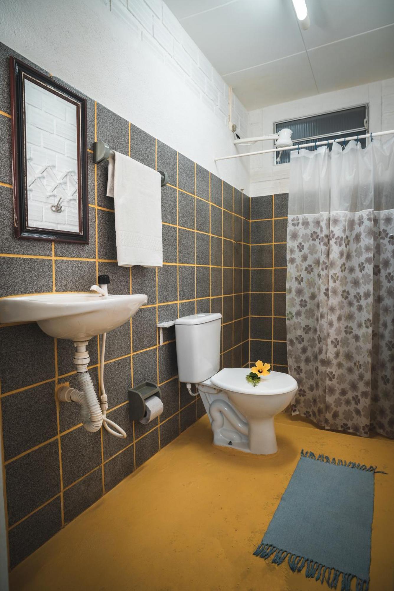 Quadruple Room Private Bathroom