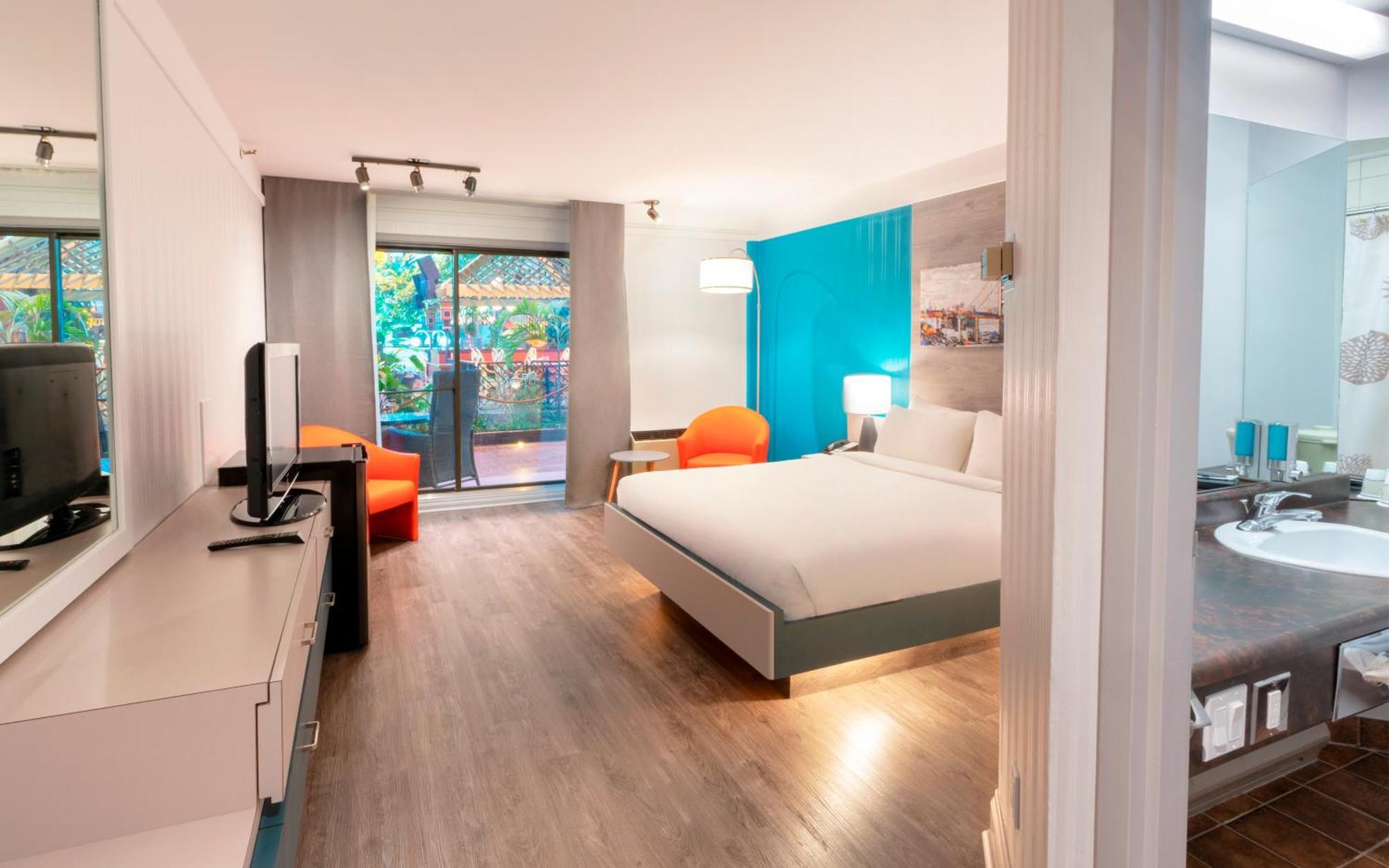 Economy room 1 Double bed Interior Terrace restaurant area