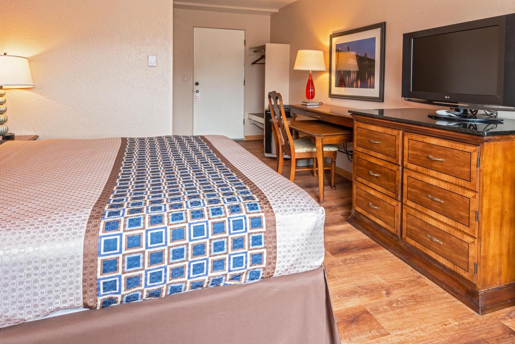 King Room Mountain View