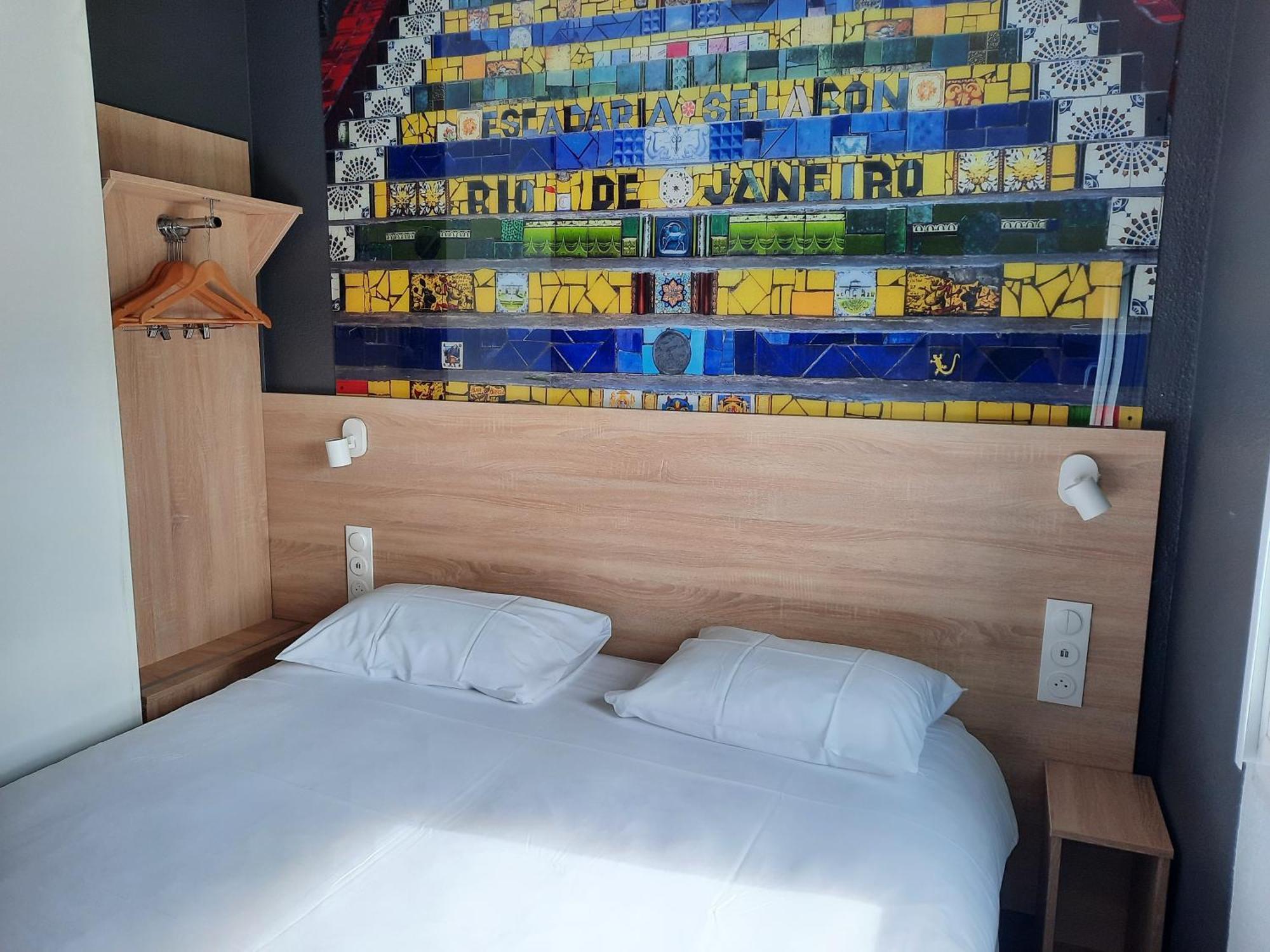 1 Double Bed