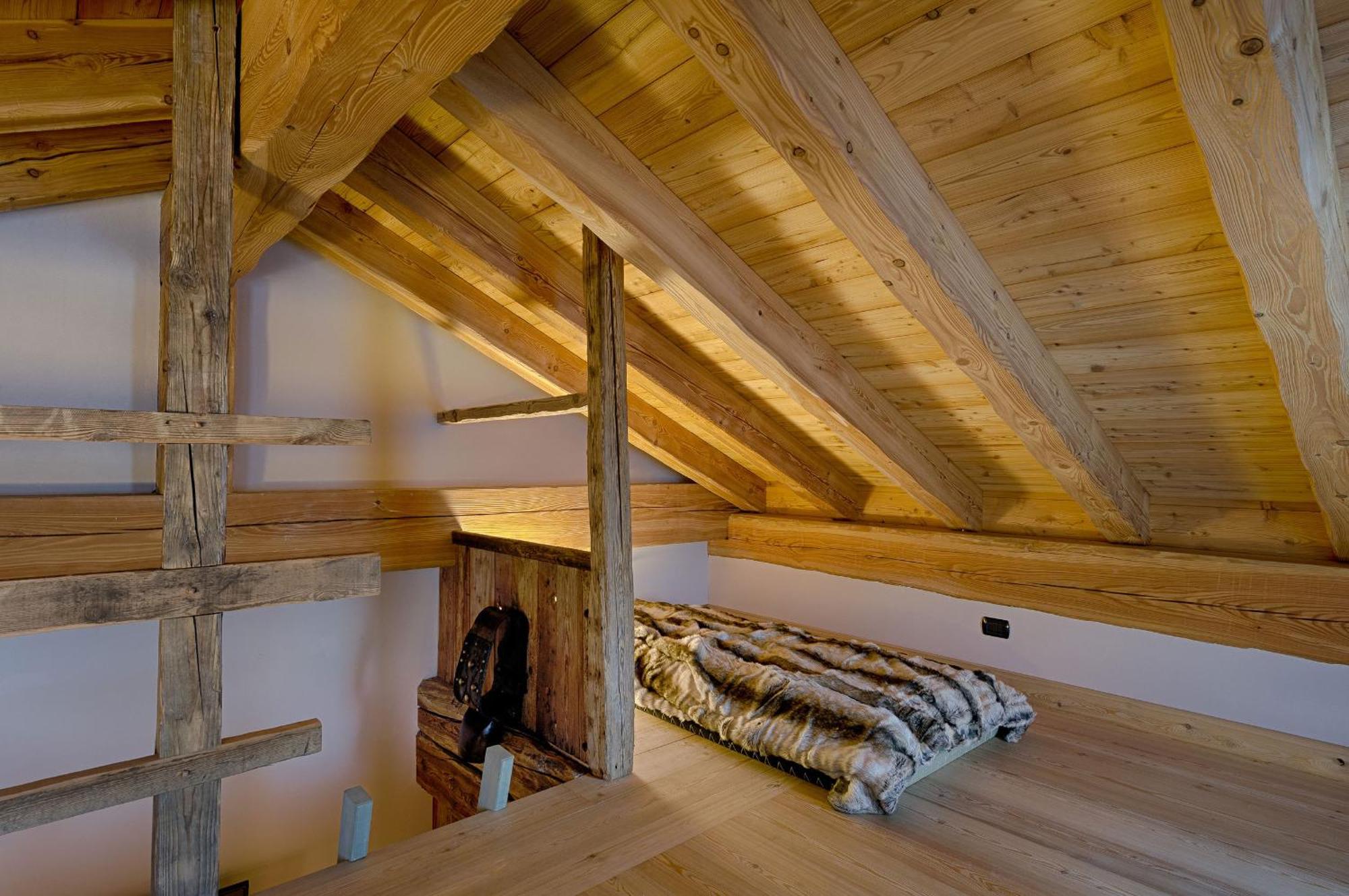 Double Room Split Level Spa Access