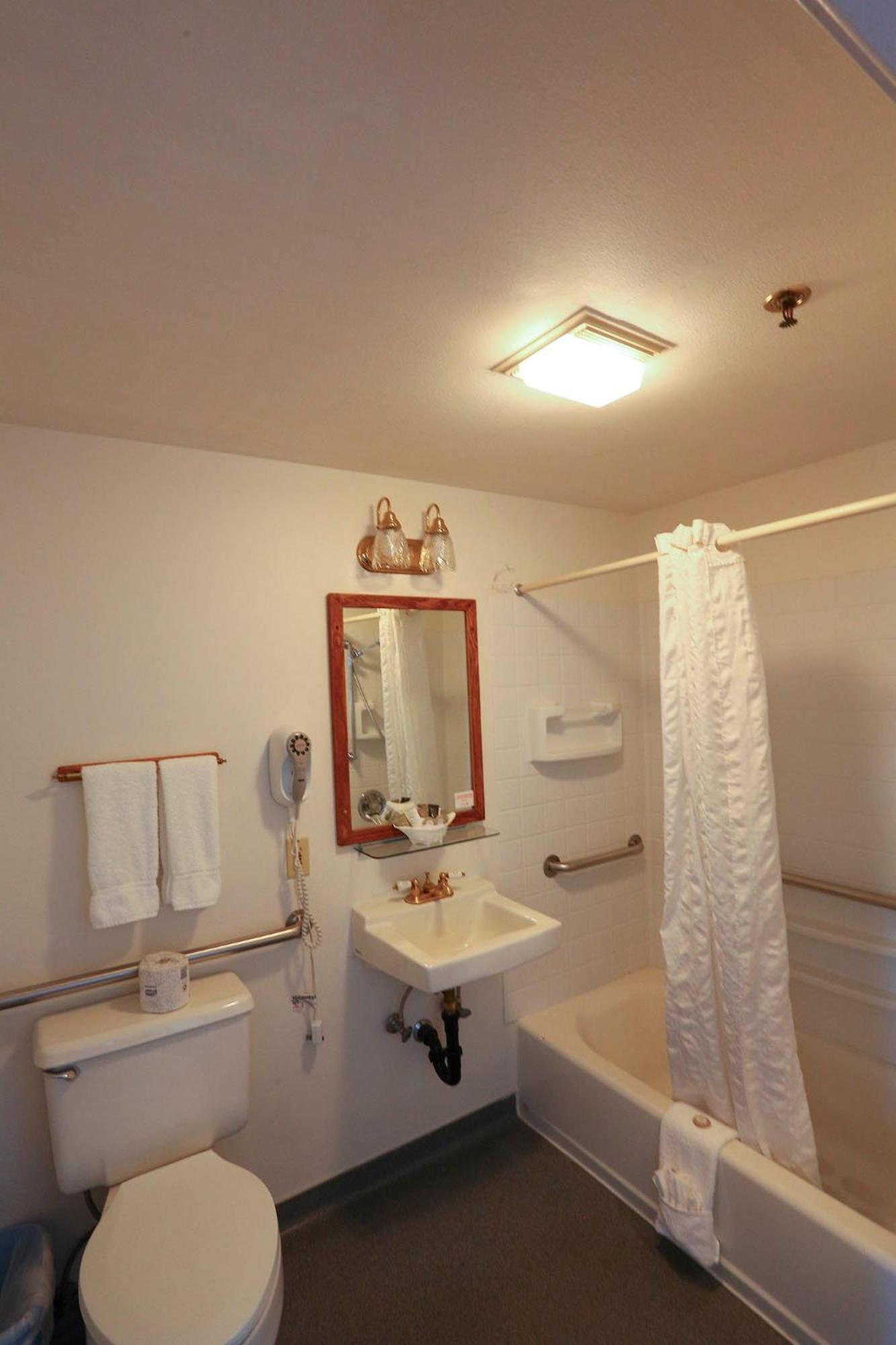 Economy Double Room