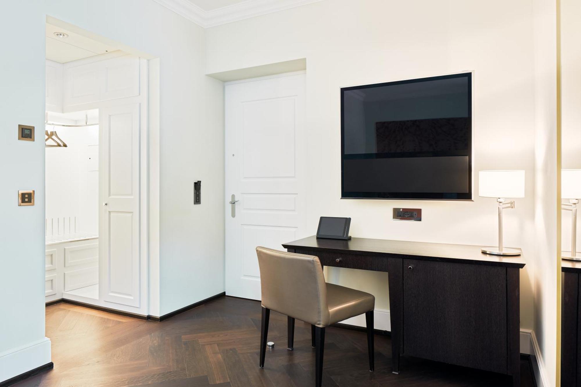 Superior Single Room