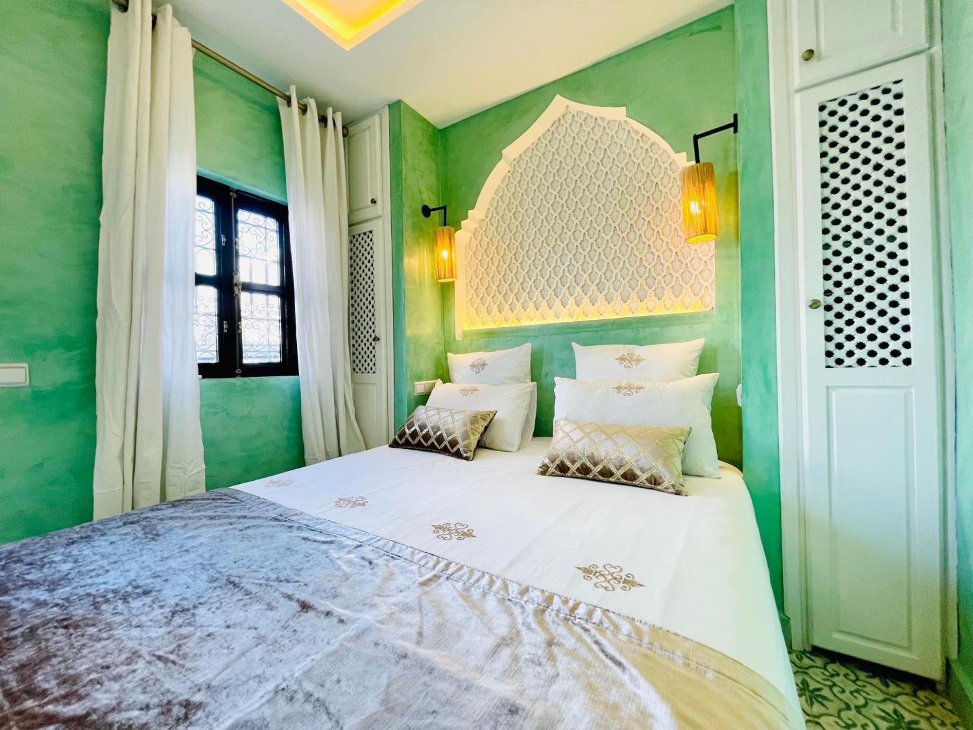 King Room Garden View