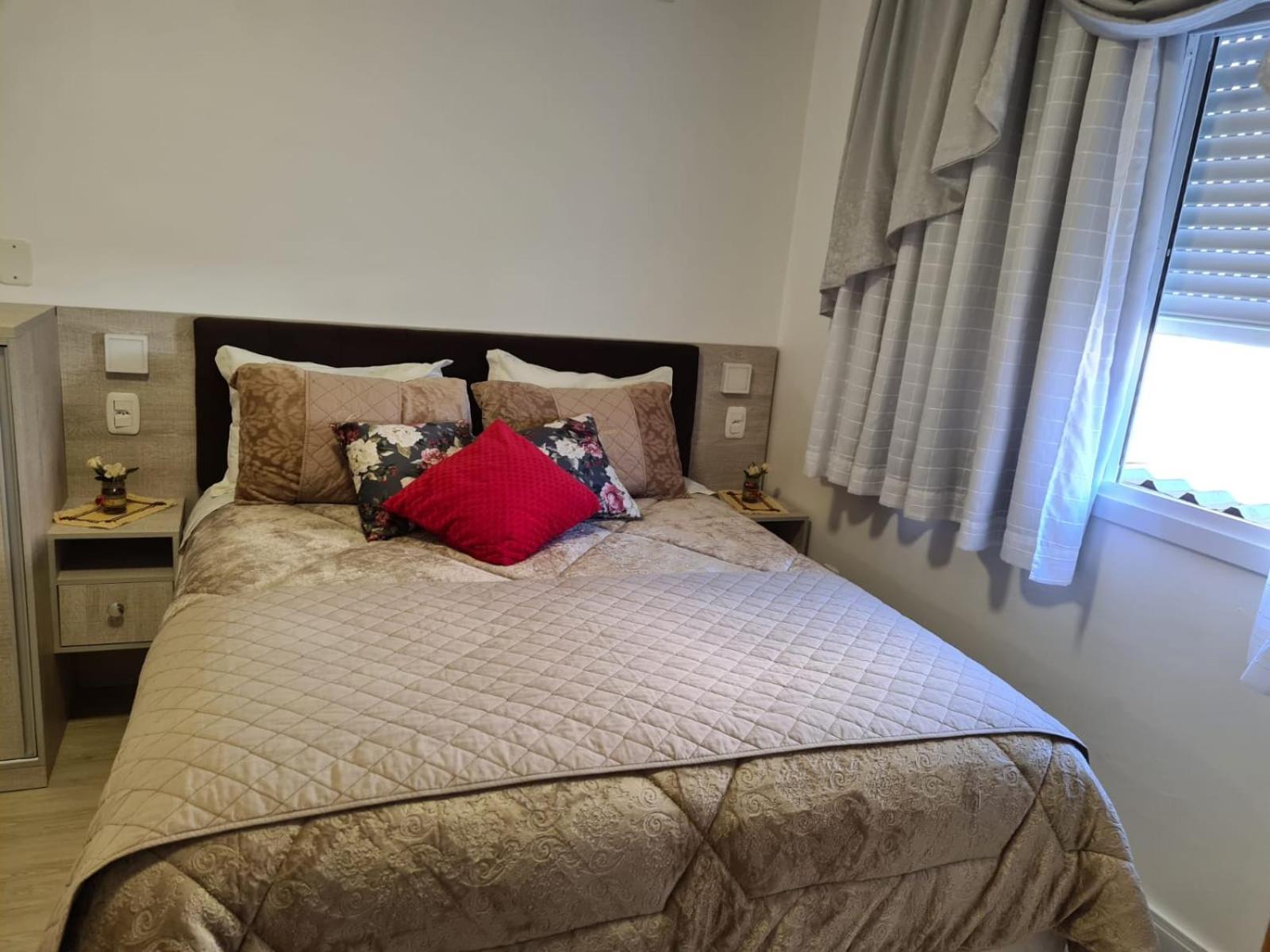 Deluxe Double Room Bath