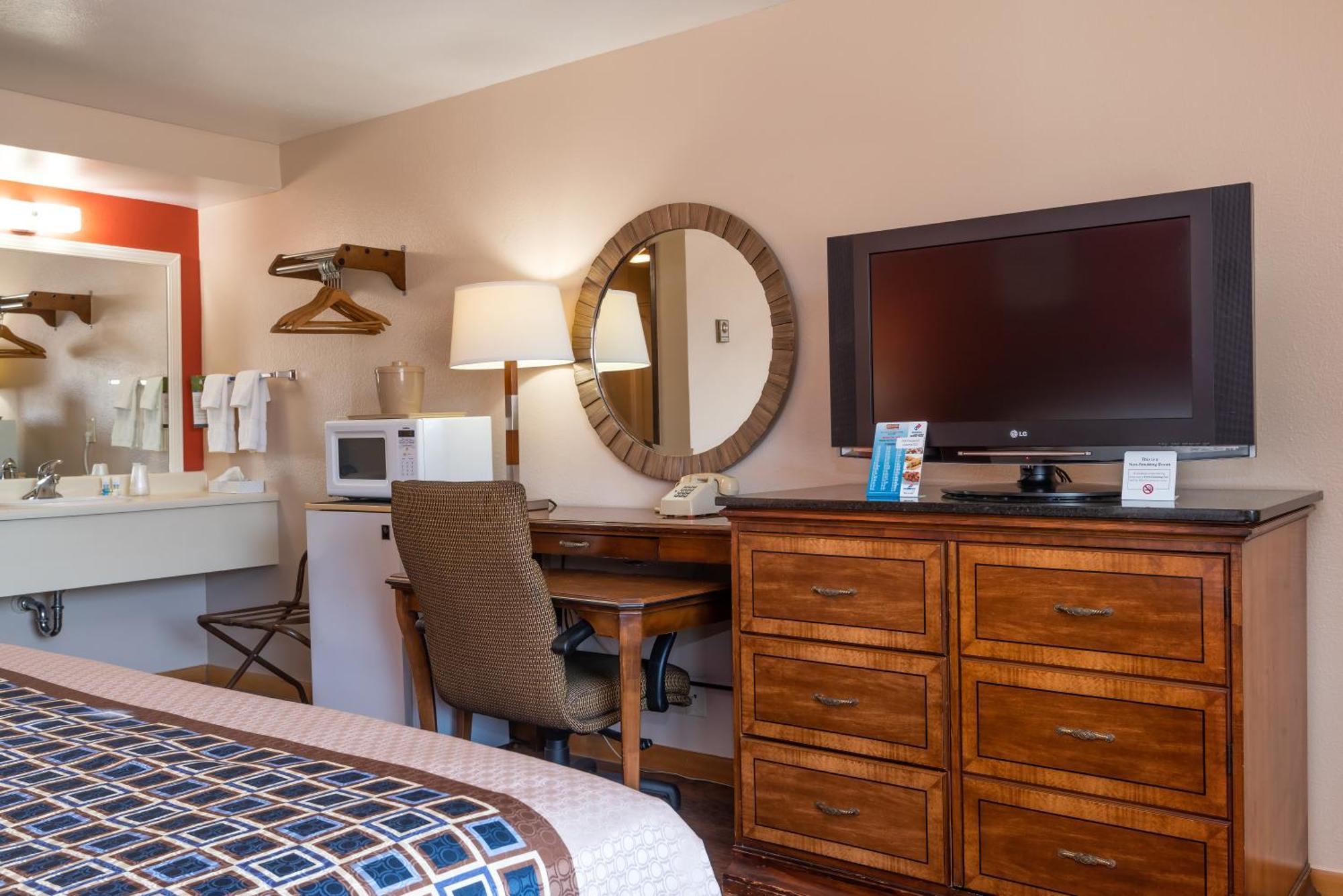 Standard King Room