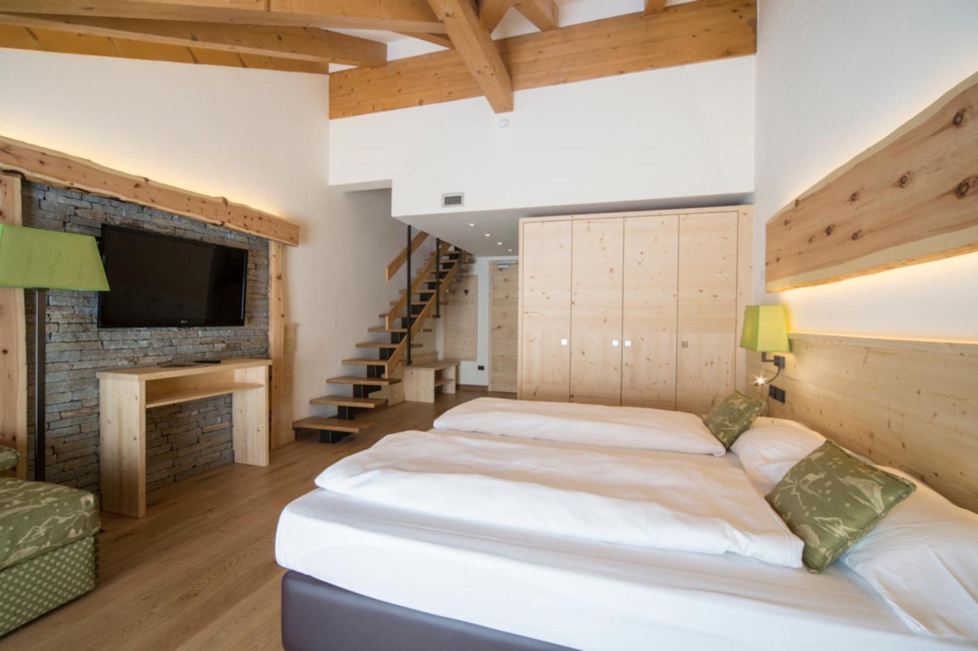 Deluxe Junior Suite