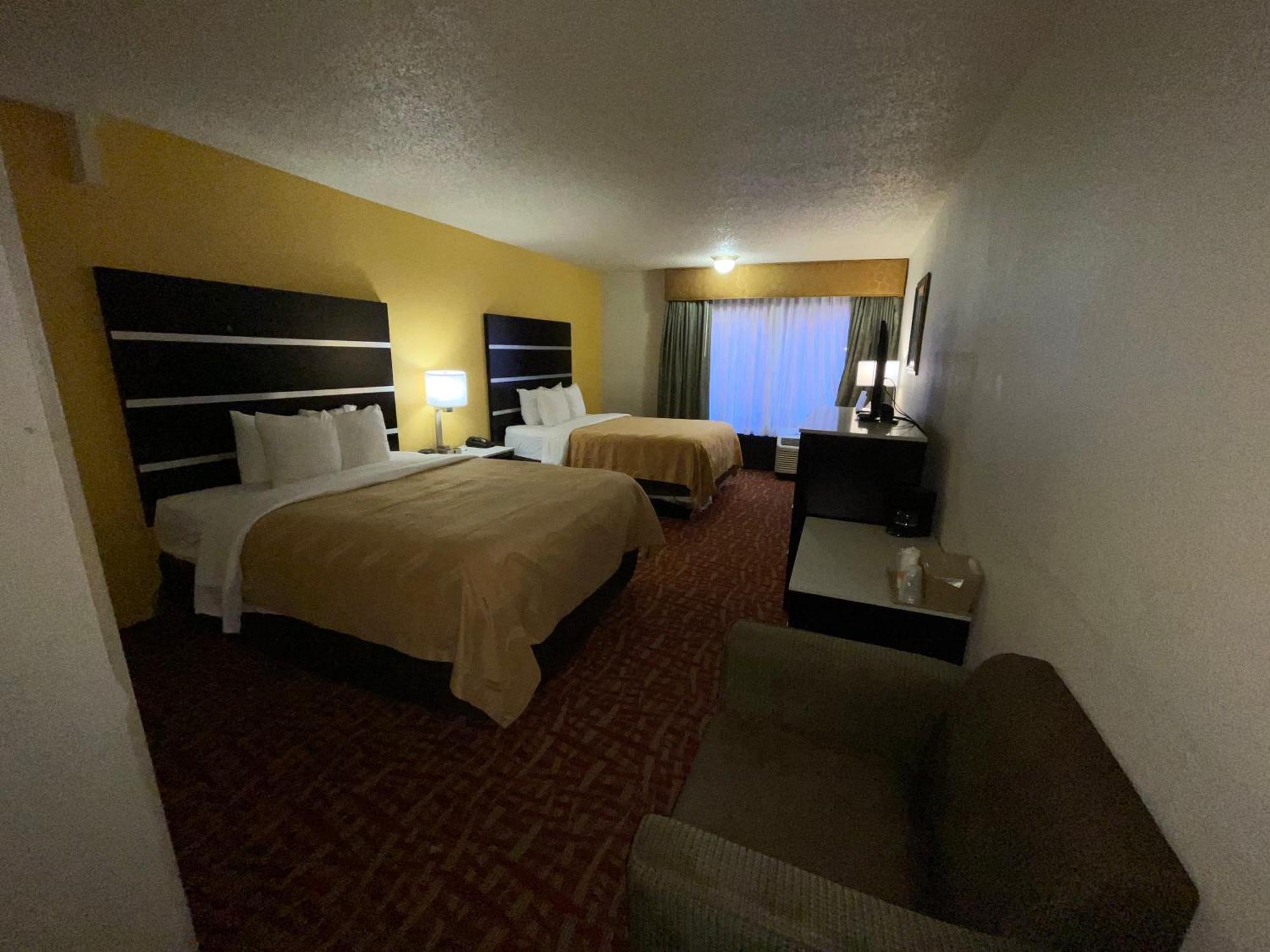 Queen Room Two Queen Beds Non-Smoking