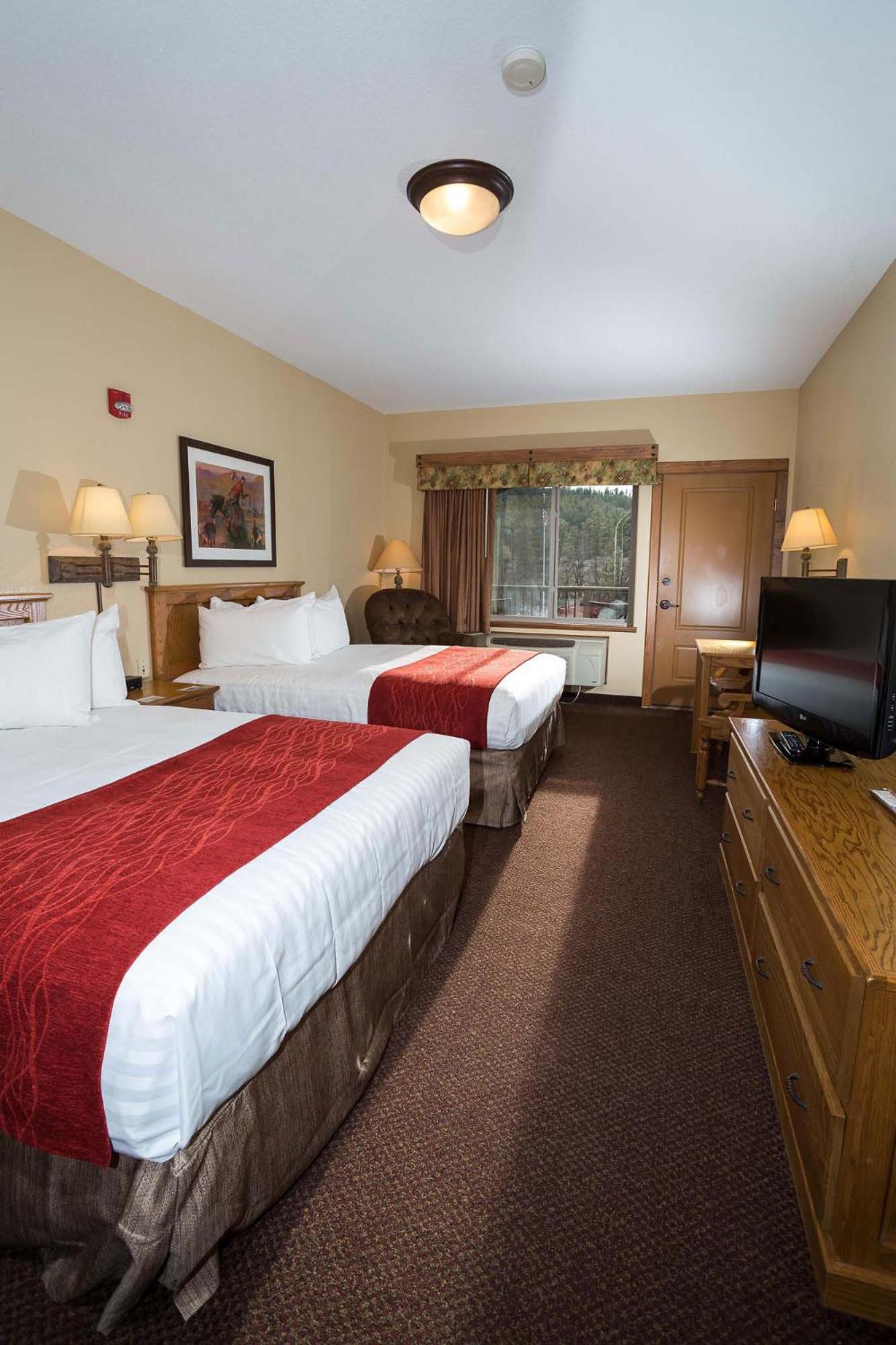 Queen Room Two Queen Beds Non-Smoking