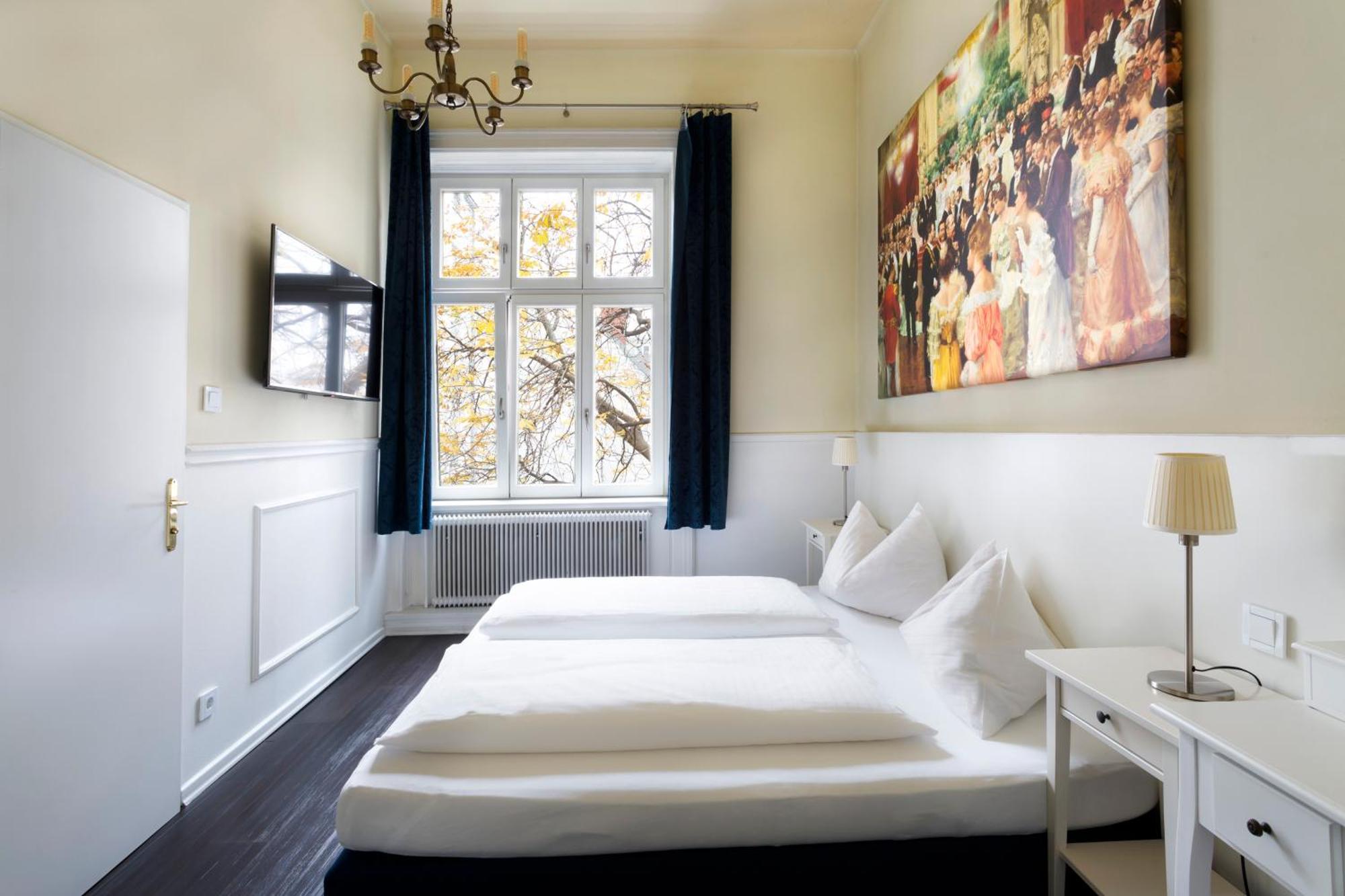 Small Double Room