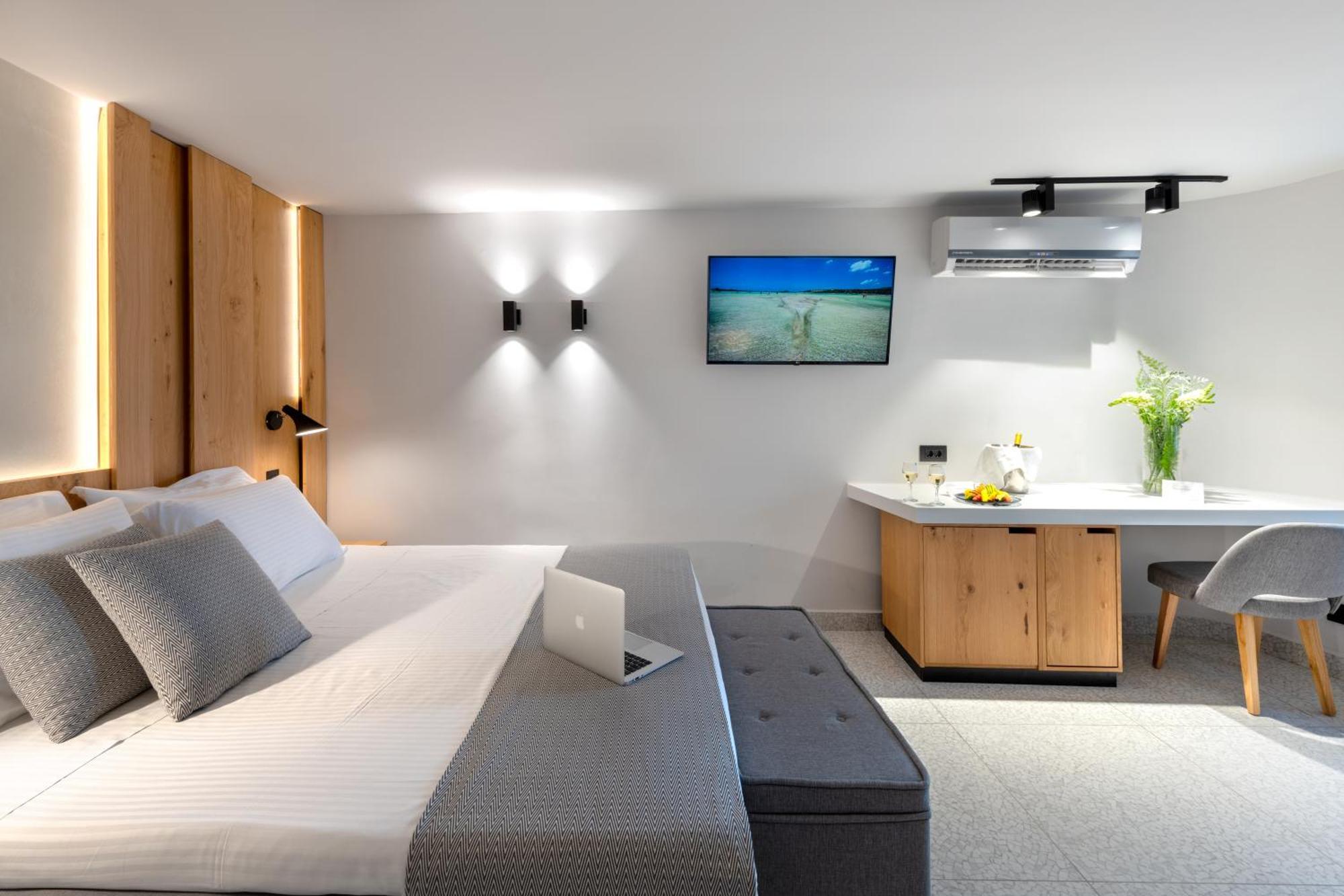 Doppelzimmer mit Gartenblick