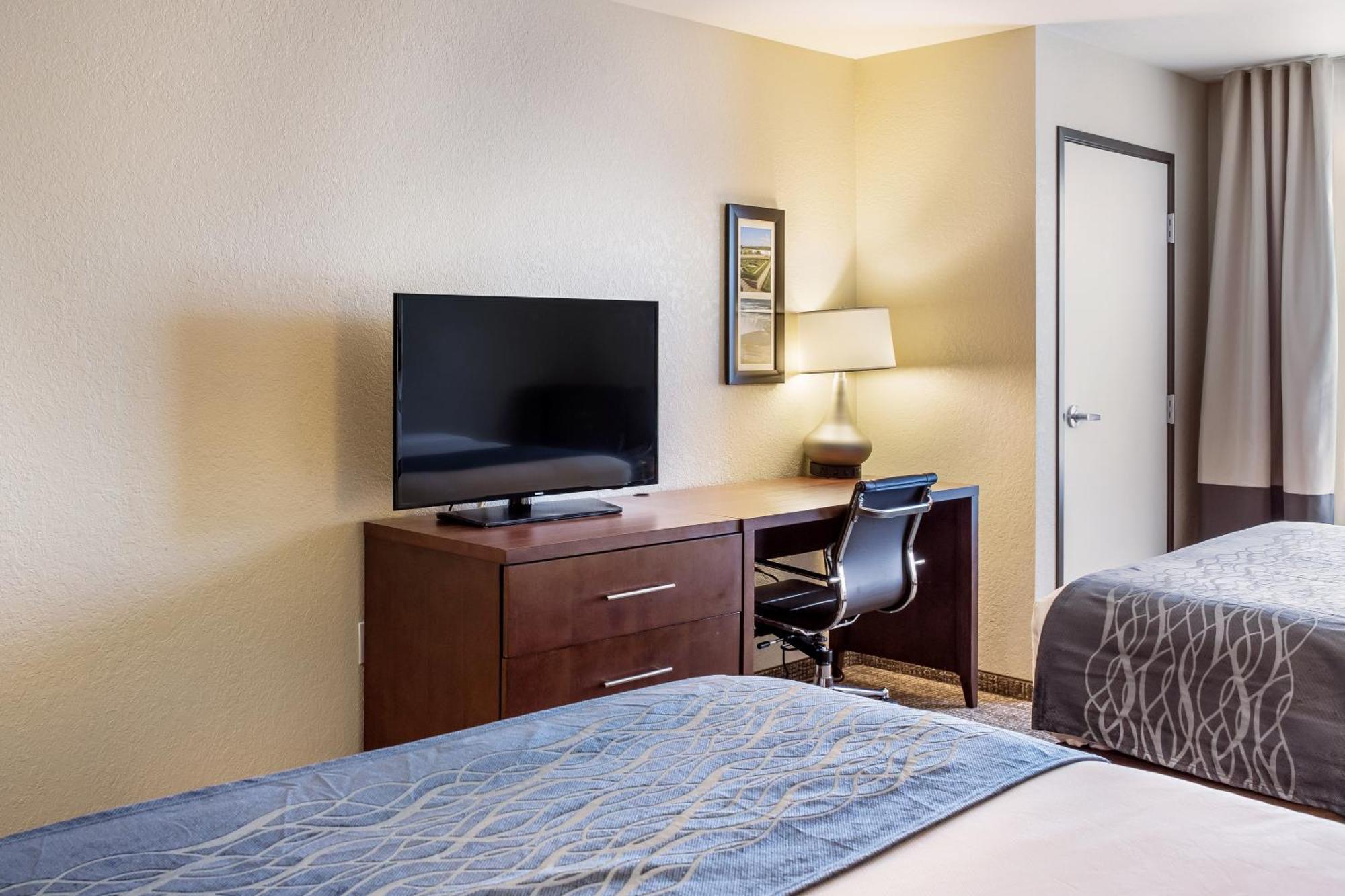 Queen Room Two Queen Beds Accessible or Non-Smoking