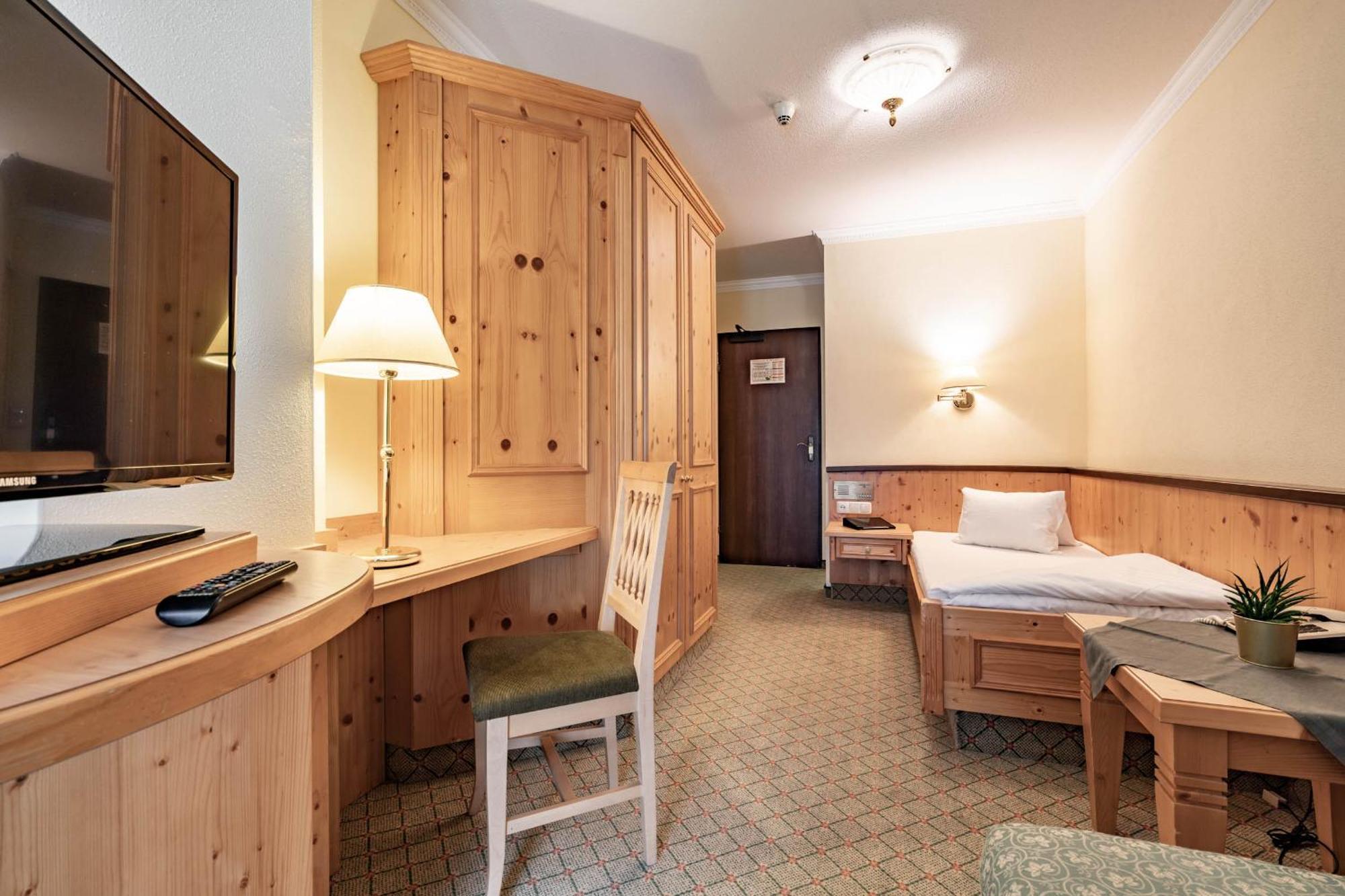 Single Room