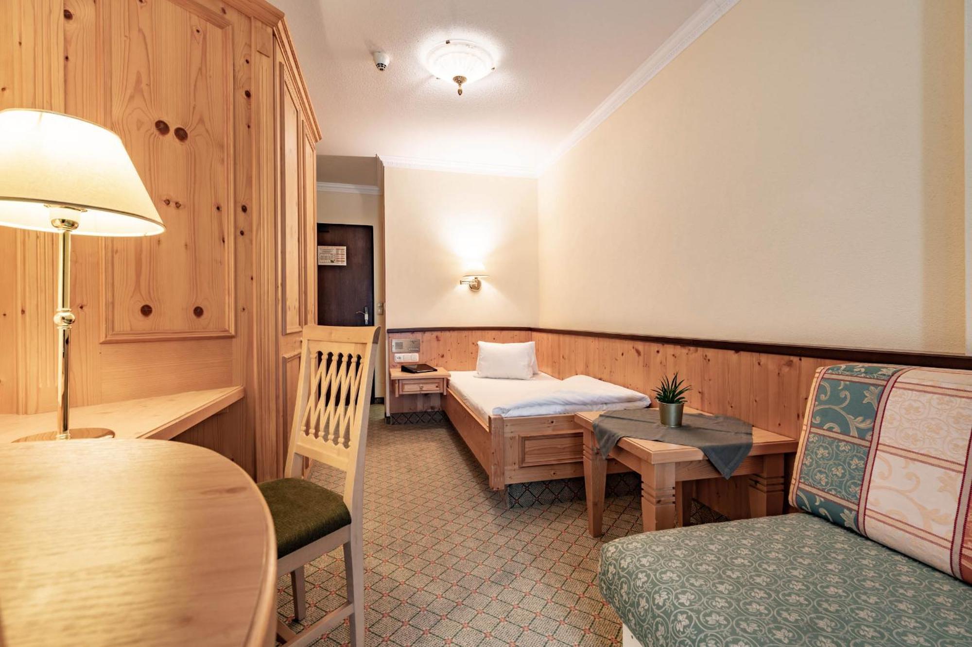 Single Room