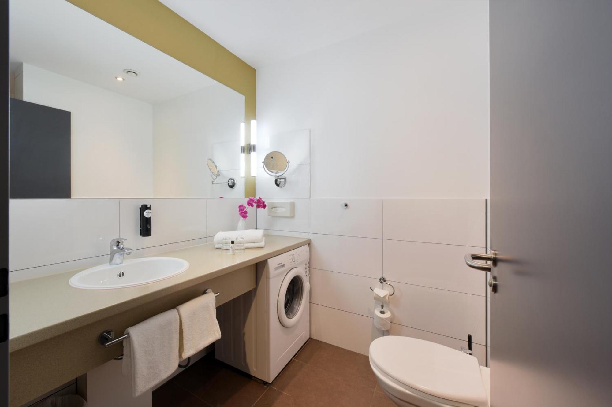 One-Room Apartment Studio
