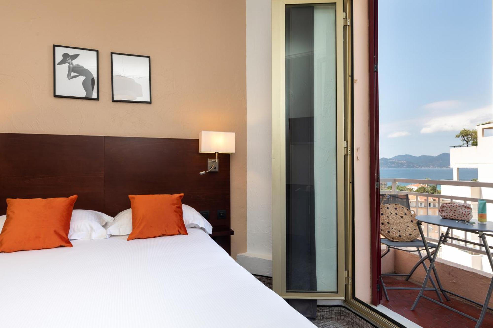 Superior Double Room Sea View Non-Smoking