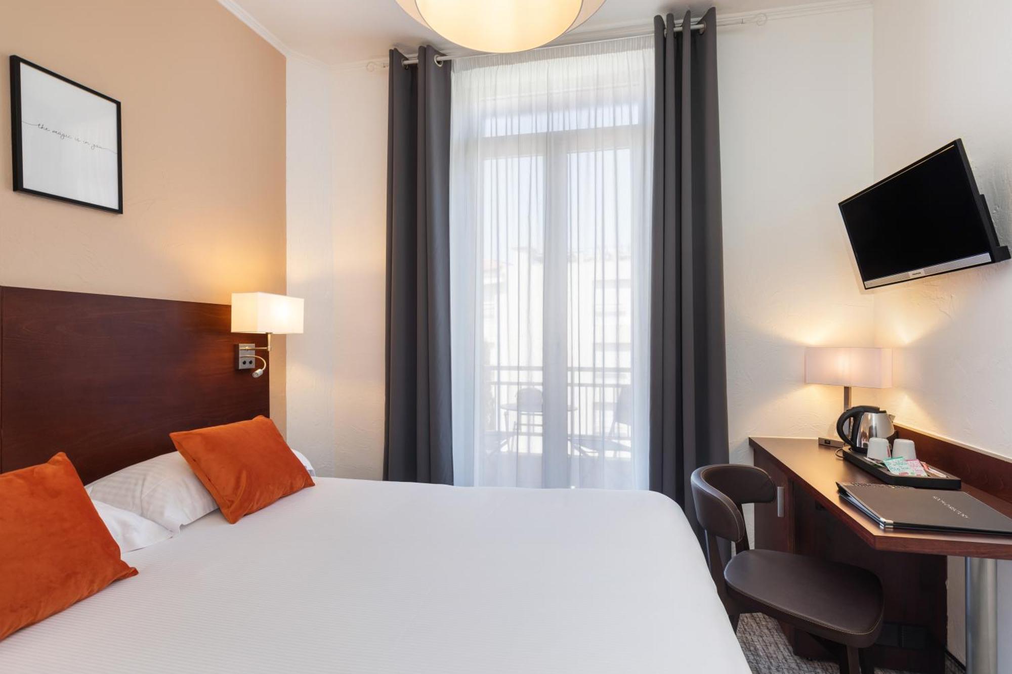 Superior Double Room Sea View Non-Smoking